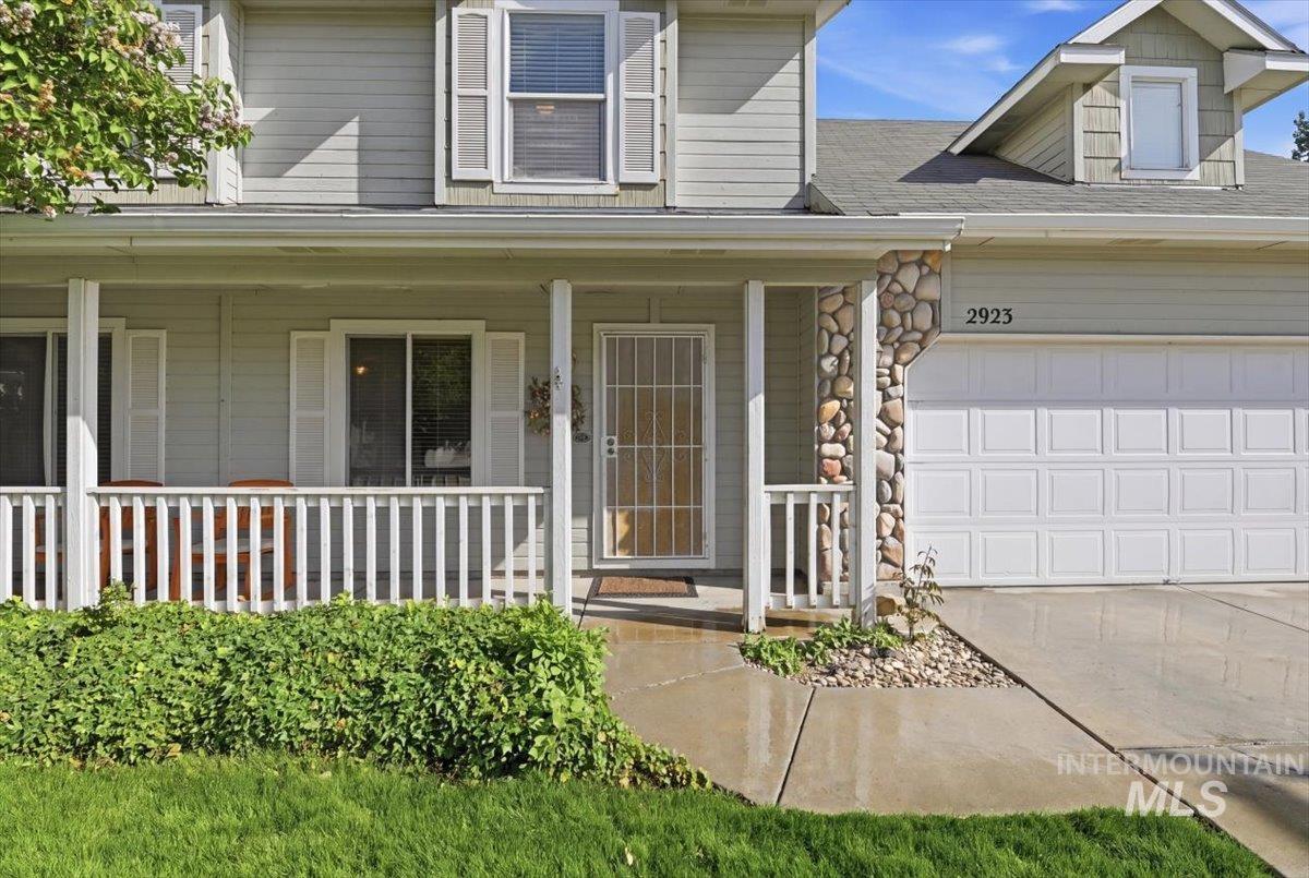 2923 Chester Lane, Caldwell, Idaho 83605, 3 Bedrooms, 3 Bathrooms, Residential For Sale, Price $438,900,MLS 98984225