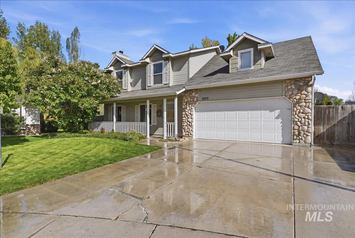 2923 Chester Lane, Caldwell, Idaho 83605, 3 Bedrooms, 3 Bathrooms, Residential For Sale, Price $438,900,MLS 98984225
