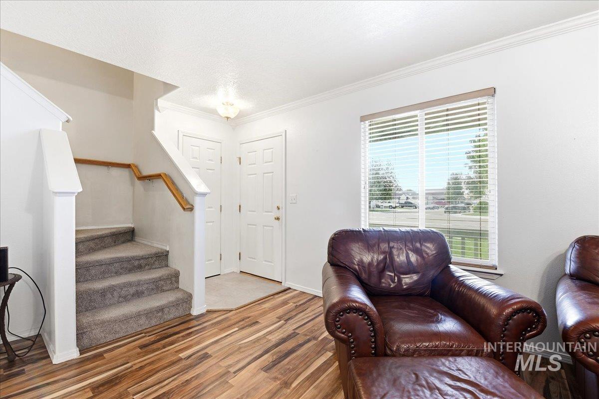 2923 Chester Lane, Caldwell, Idaho 83605, 3 Bedrooms, 3 Bathrooms, Residential For Sale, Price $438,900,MLS 98984225