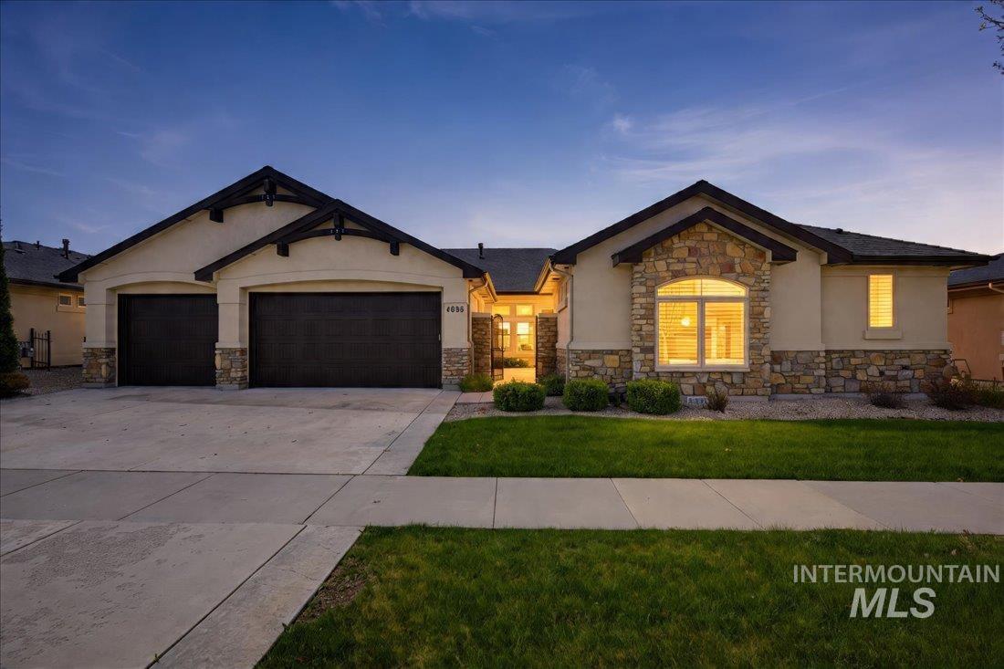 4635 W Braveheart St, Eagle, Idaho 83616, 4 Bedrooms, 3 Bathrooms, Residential For Sale, Price $1,025,000,MLS 98984226