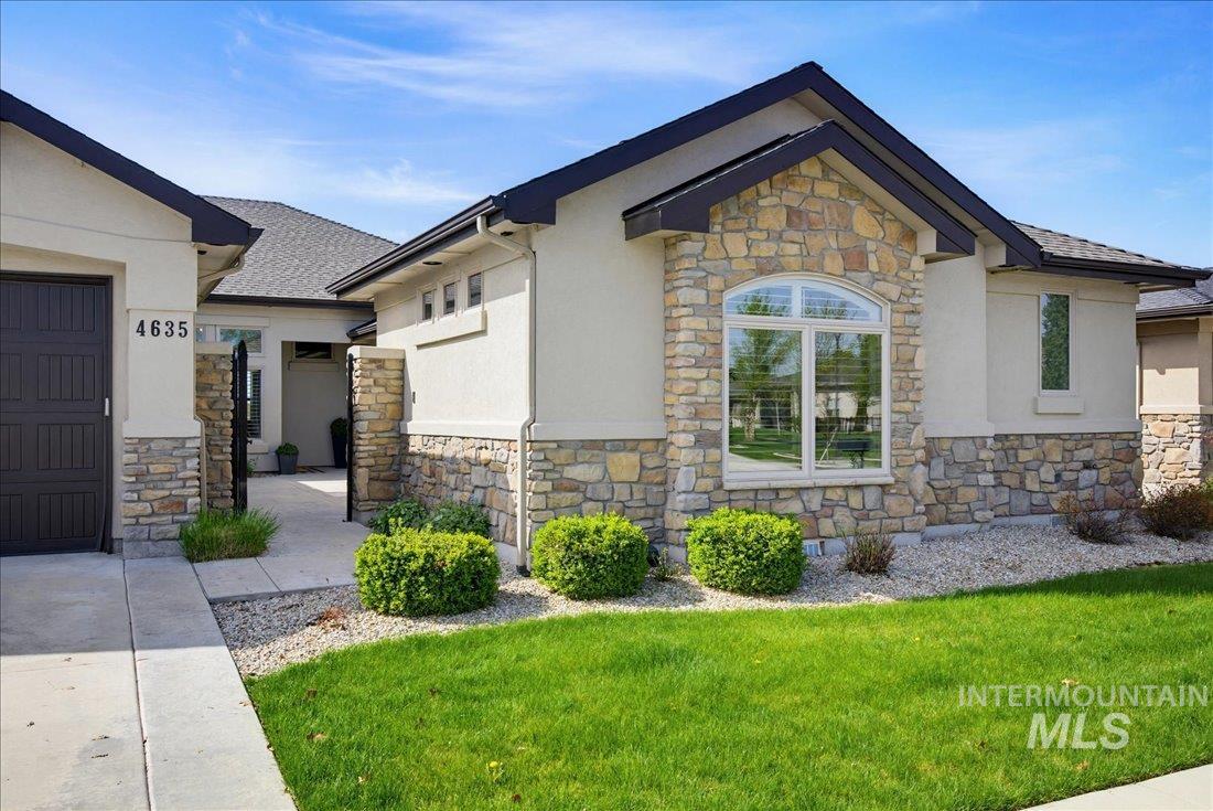 4635 W Braveheart St, Eagle, Idaho 83616, 4 Bedrooms, 3 Bathrooms, Residential For Sale, Price $949,000,MLS 98984226