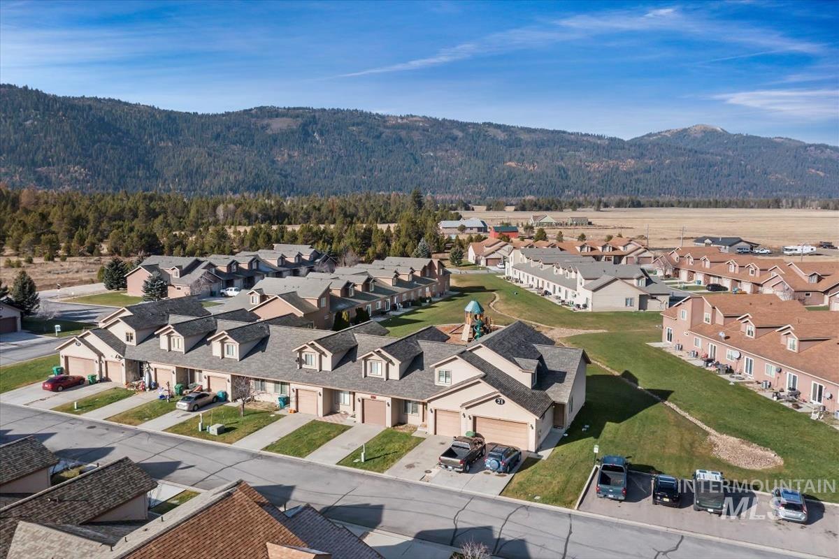 21 Mangum, Donnelly, Idaho 83615, 3 Bedrooms, 2 Bathrooms, Residential For Sale, Price $341,100, 98984228