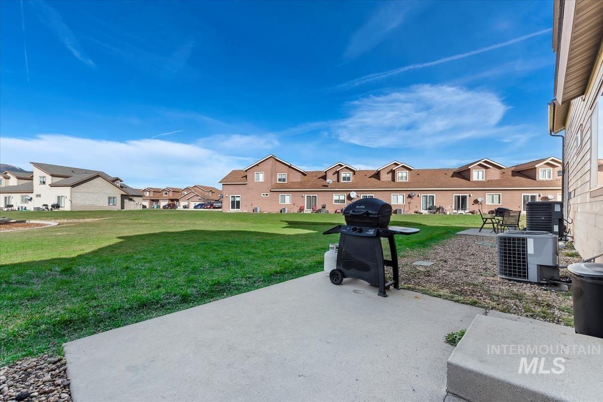 21 Mangum, Donnelly, Idaho 83615, 3 Bedrooms, 2 Bathrooms, Residential For Sale, Price $341,100, 98984228