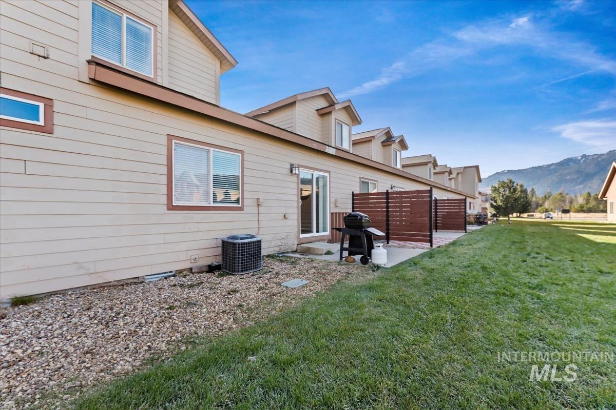 21 Mangum, Donnelly, Idaho 83615, 3 Bedrooms, 2 Bathrooms, Residential For Sale, Price $341,100, 98984228