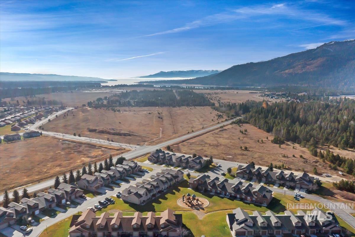 21 Mangum, Donnelly, Idaho 83615, 3 Bedrooms, 2 Bathrooms, Residential For Sale, Price $341,100, 98984228