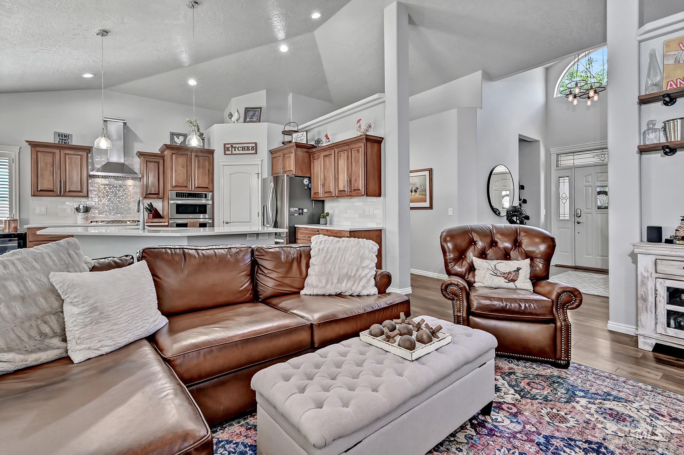 2434 E Garber Dr, Meridian, Idaho 83646-4753, 4 Bedrooms, 2 Bathrooms, Residential For Sale, Price $629,900,MLS 98984235