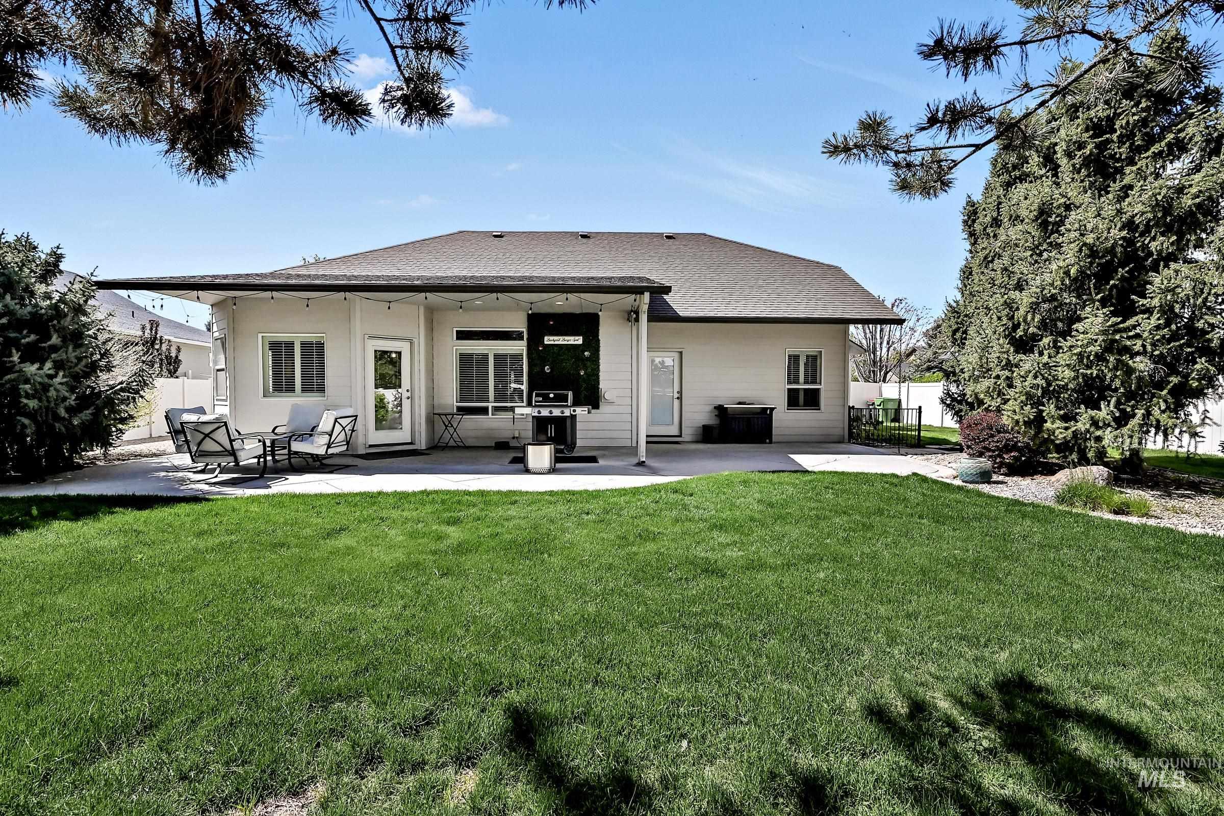 2434 E Garber Dr, Meridian, Idaho 83646-4753, 4 Bedrooms, 2 Bathrooms, Residential For Sale, Price $629,900,MLS 98984235