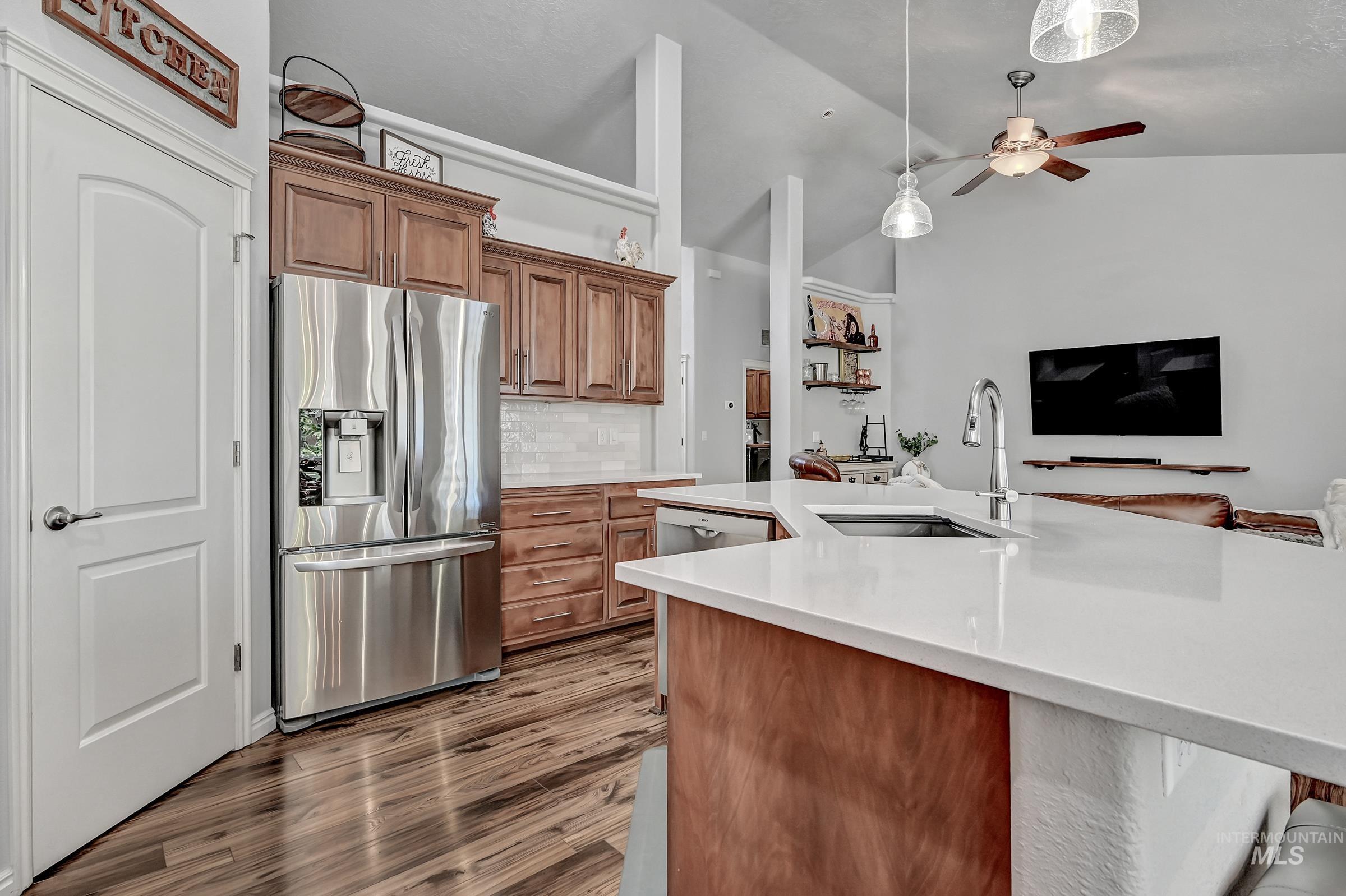 2434 E Garber Dr, Meridian, Idaho 83646-4753, 4 Bedrooms, 2 Bathrooms, Residential For Sale, Price $629,900,MLS 98984235