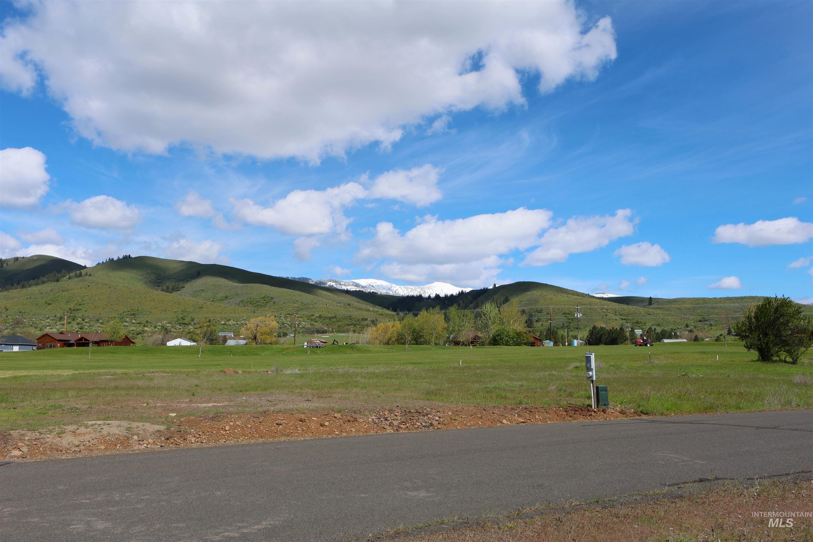 2278 Golf Lane, Council, Idaho 83612, 3 Bedrooms, 2 Bathrooms, Residential For Sale, Price $625,000,MLS 98984236