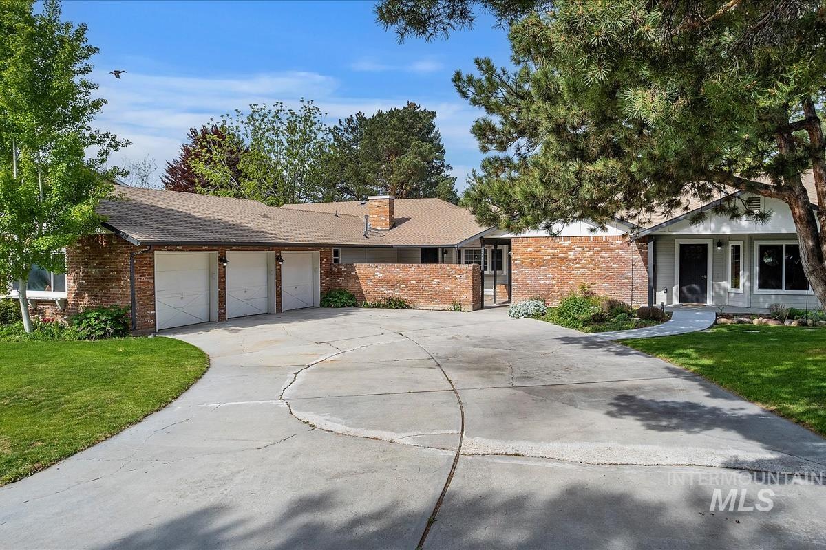 1285 S Whipoorwill Way, Boise, Idaho 83709, 5 Bedrooms, 4 Bathrooms, Residential For Sale, Price $727,500,MLS 98984239