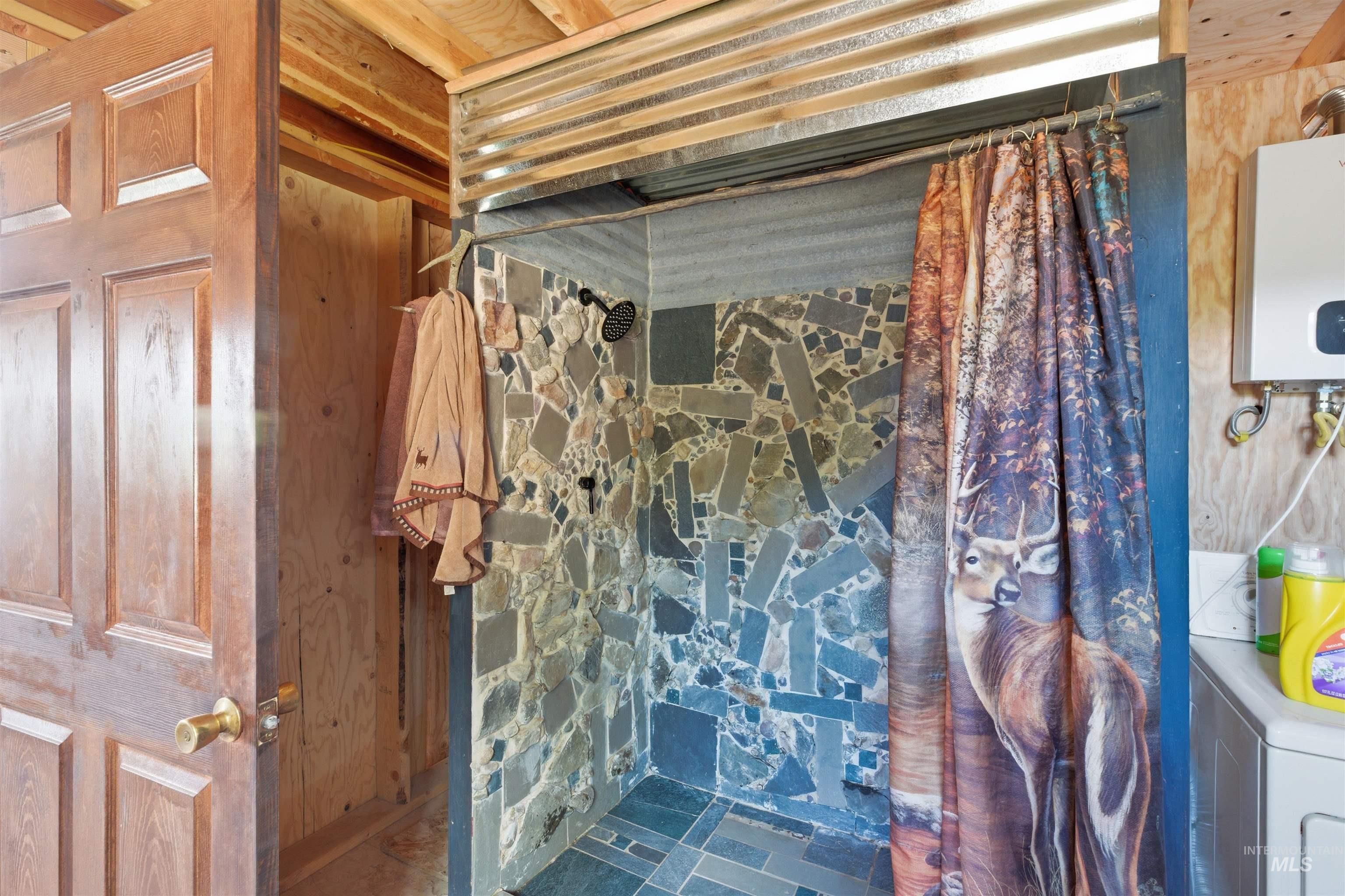 320 Upriver View Dr, Fernwood, Idaho 83830, 3 Bedrooms, 1 Bathroom, Residential For Sale, Price $275,000, 98984240