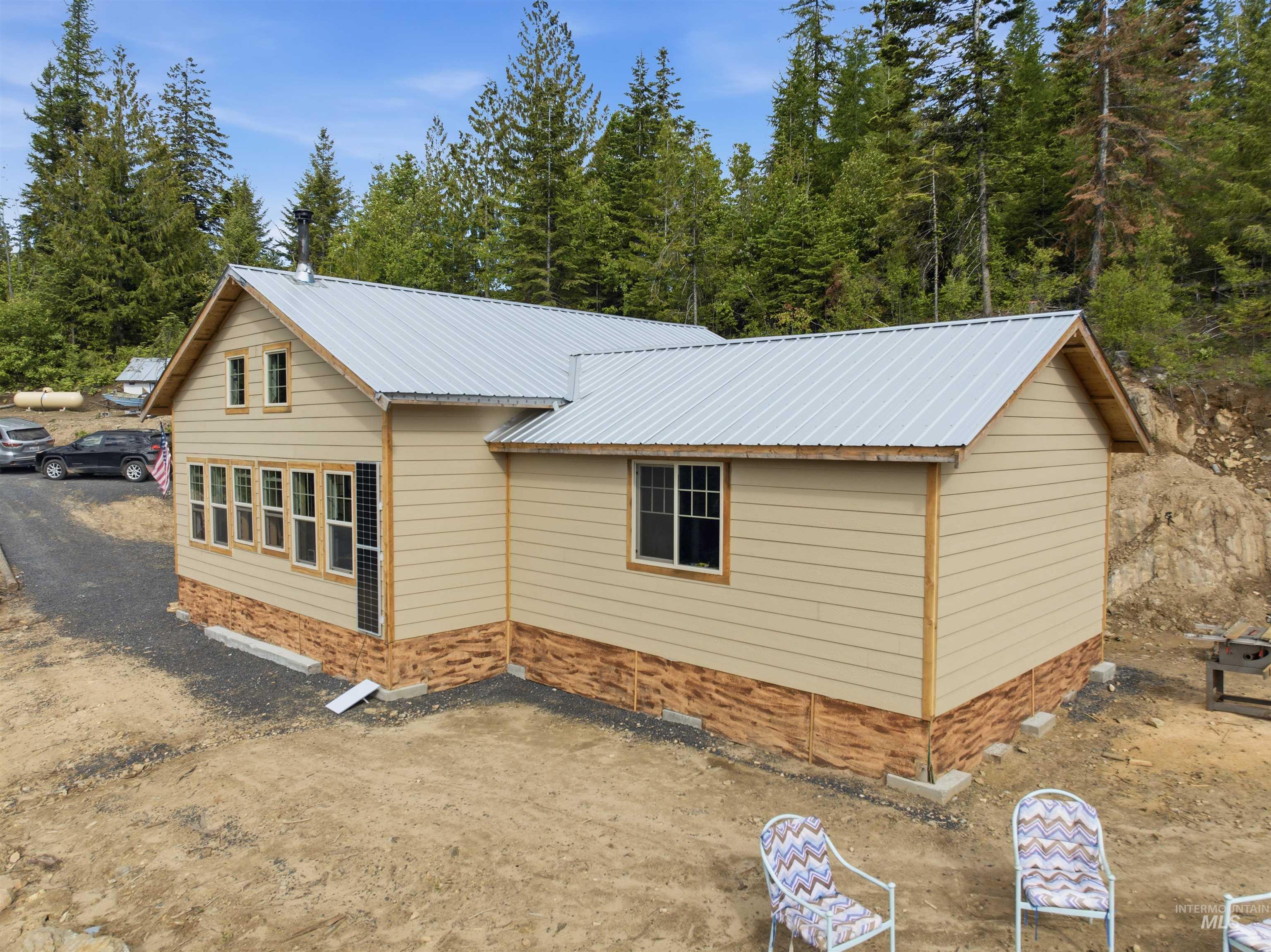 320 Upriver View Dr, Fernwood, Idaho 83830, 3 Bedrooms, 1 Bathroom, Residential For Sale, Price $275,000, 98984240