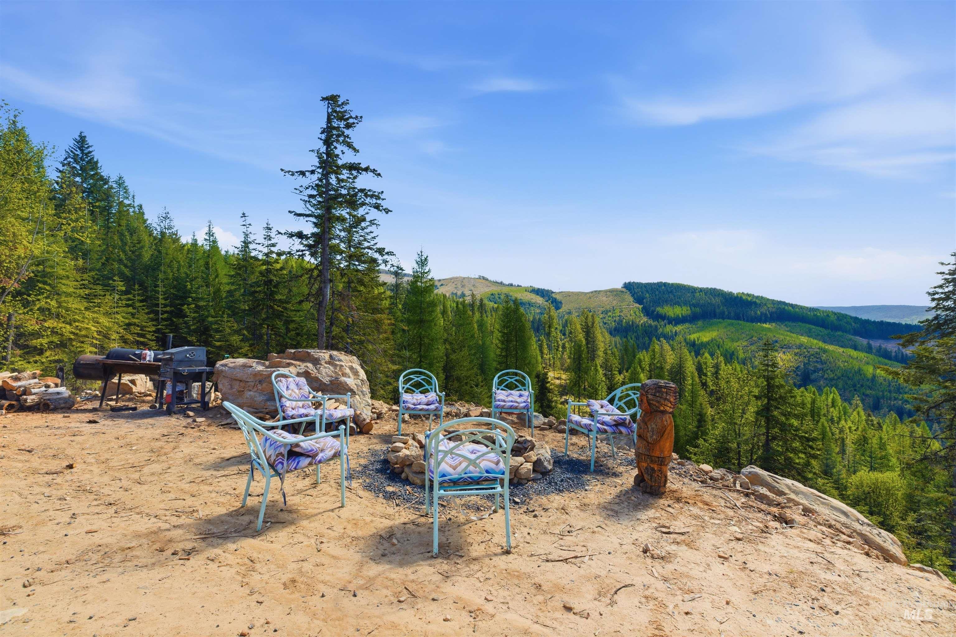 320 Upriver View Dr, Fernwood, Idaho 83830, 3 Bedrooms, 1 Bathroom, Residential For Sale, Price $275,000, 98984240
