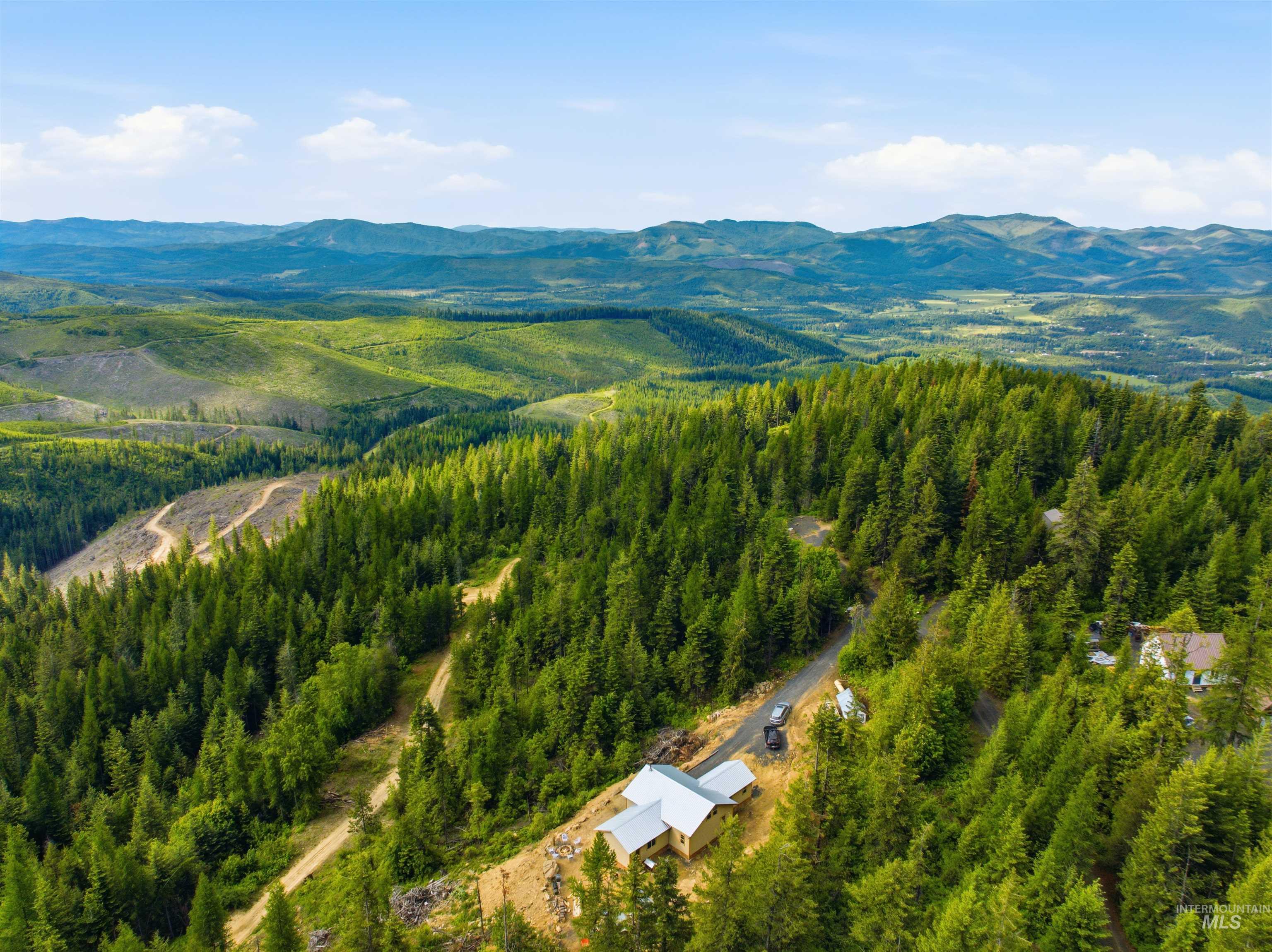 320 Upriver View Dr, Fernwood, Idaho 83830, 3 Bedrooms, 1 Bathroom, Residential For Sale, Price $275,000, 98984240