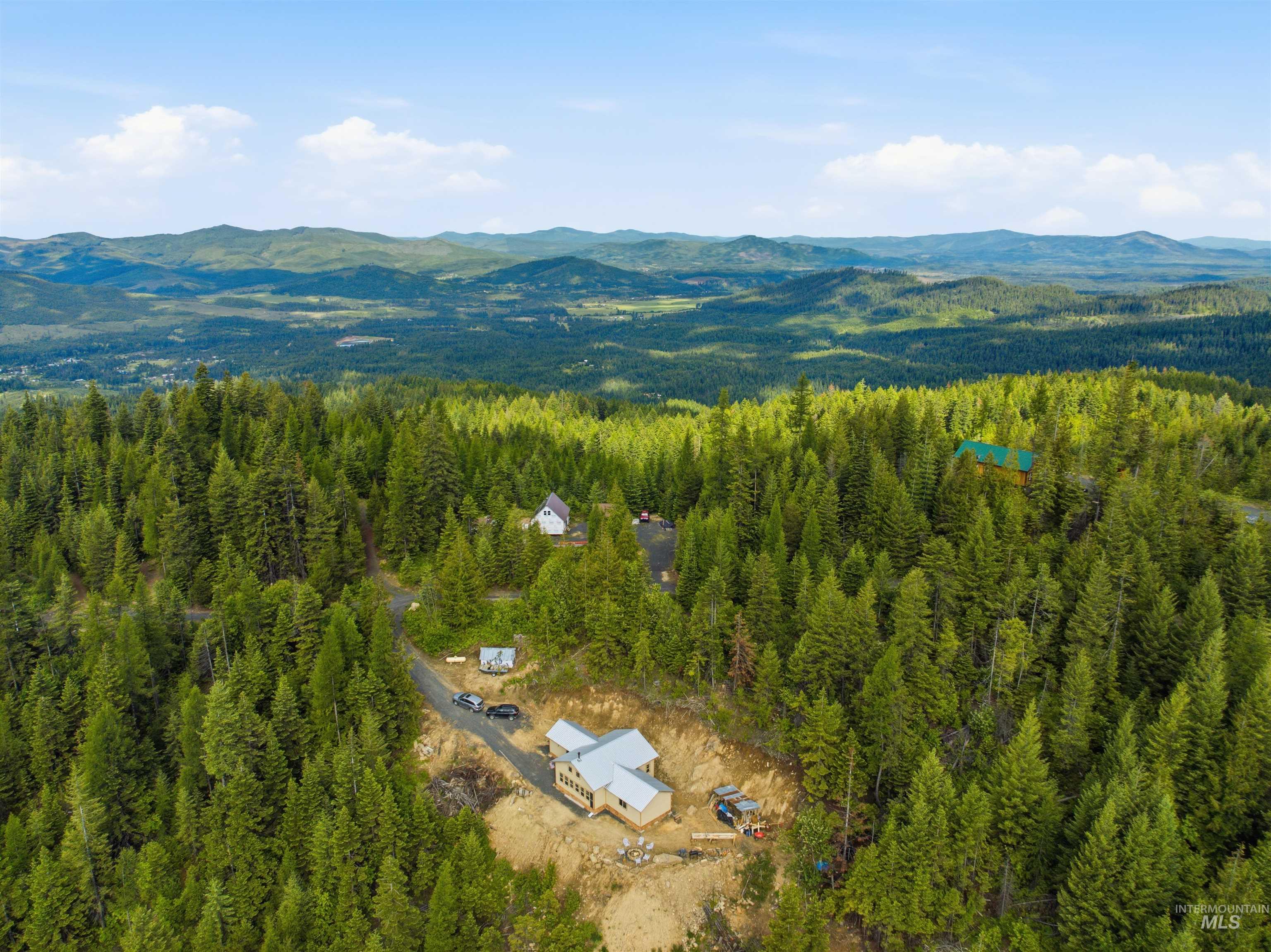320 Upriver View Dr, Fernwood, Idaho 83830, 3 Bedrooms, 1 Bathroom, Residential For Sale, Price $275,000, 98984240