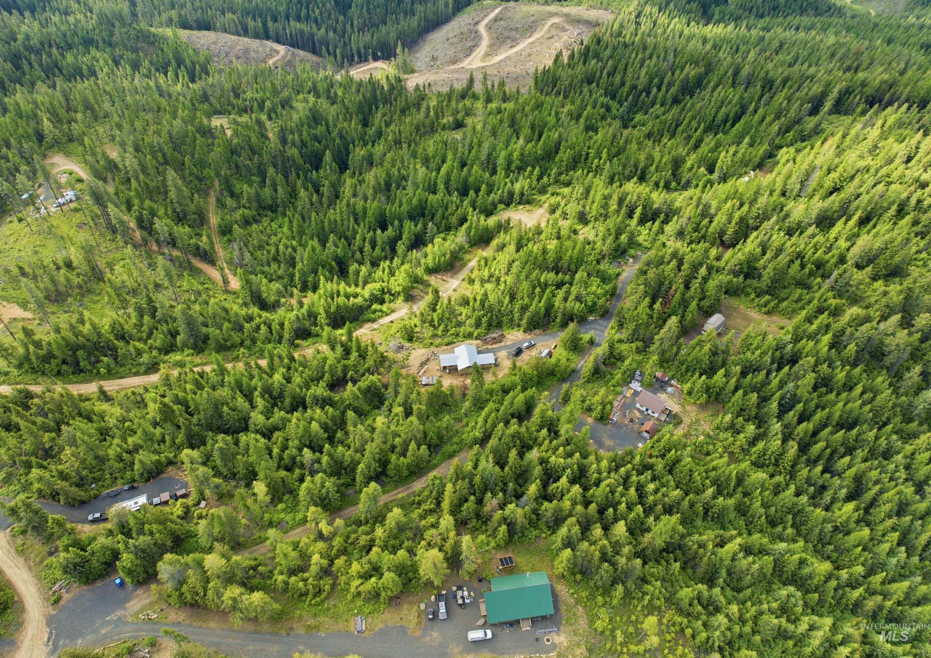 320 Upriver View Dr, Fernwood, Idaho 83830, 3 Bedrooms, 1 Bathroom, Residential For Sale, Price $275,000, 98984240