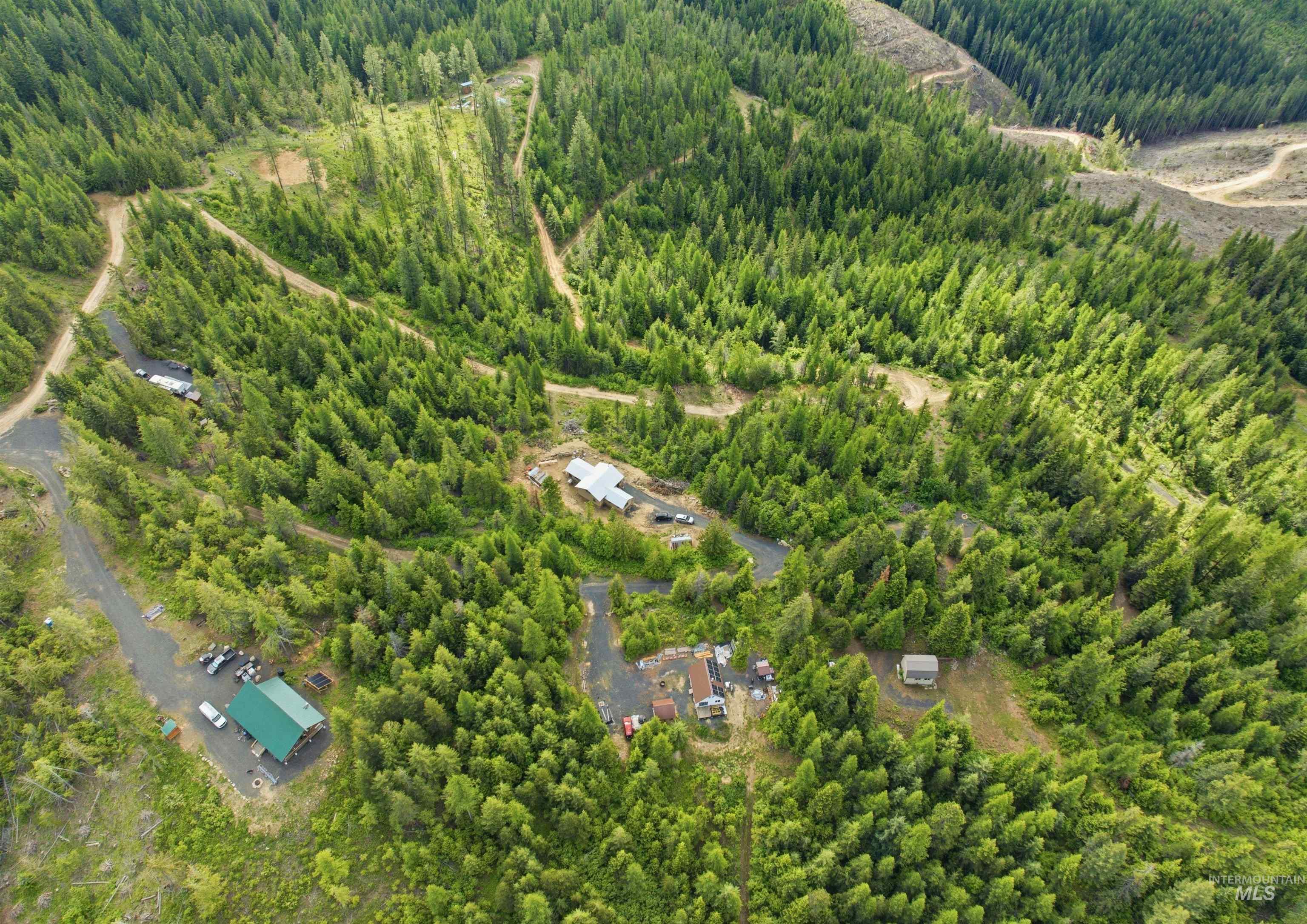 320 Upriver View Dr, Fernwood, Idaho 83830, 3 Bedrooms, 1 Bathroom, Residential For Sale, Price $275,000, 98984240