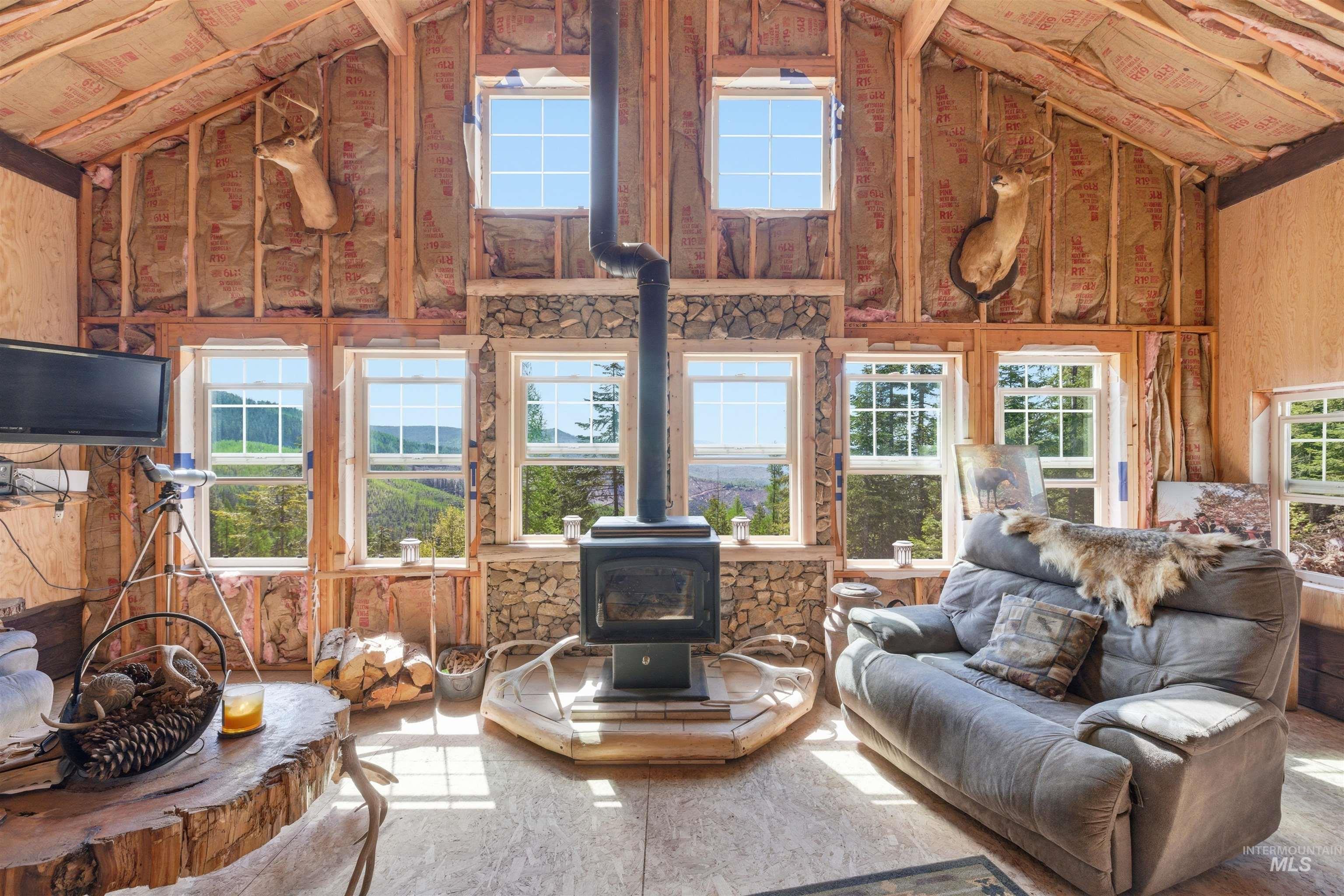 320 Upriver View Dr, Fernwood, Idaho 83830, 3 Bedrooms, 1 Bathroom, Residential For Sale, Price $275,000, 98984240