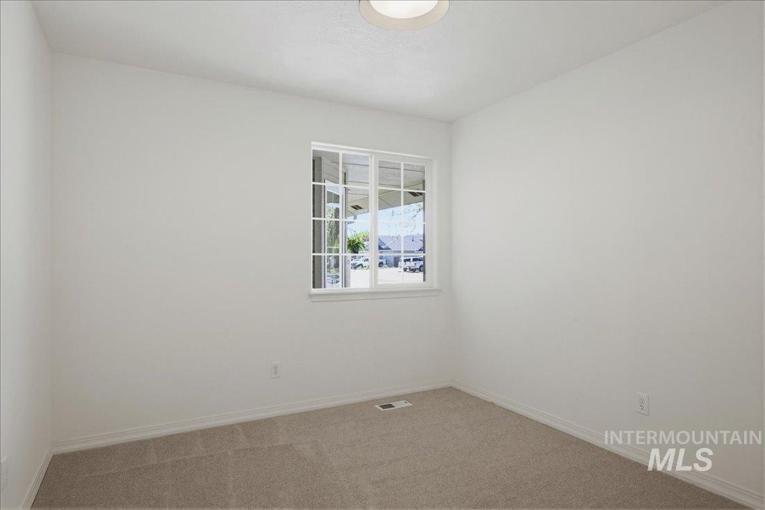 2060 E. Redwick Ct., Meridian, Idaho 83646, 4 Bedrooms, 3 Bathrooms, Residential For Sale, Price $500,000, 98984244