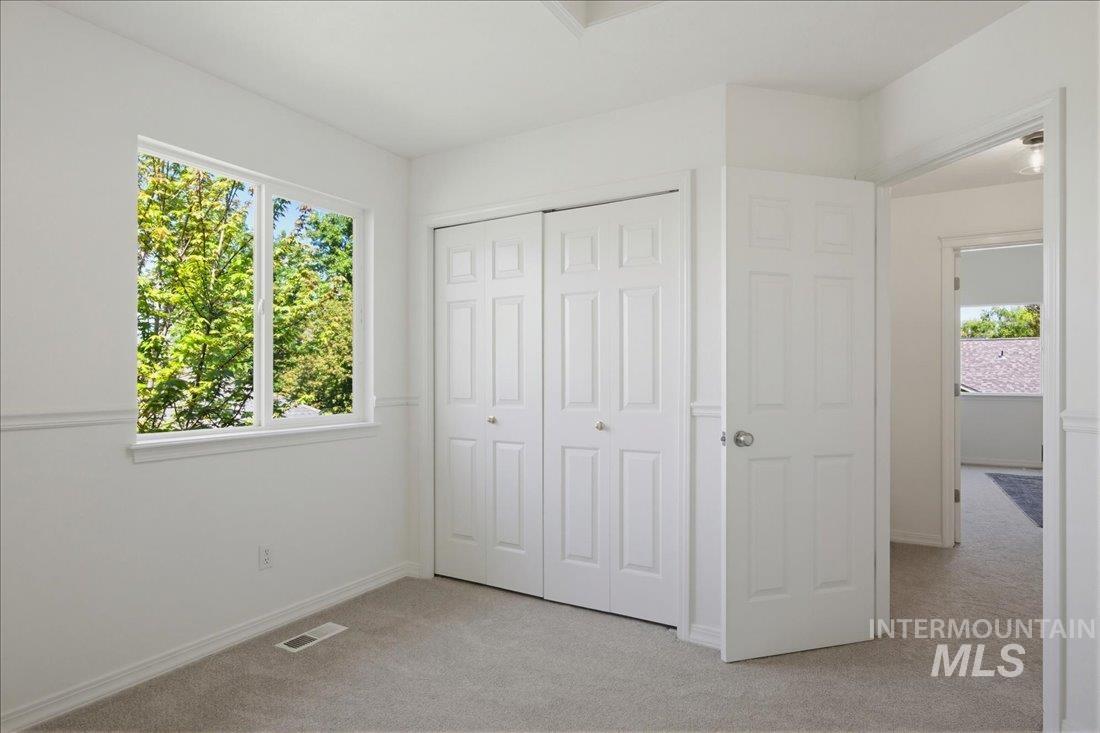 2060 E. Redwick Ct., Meridian, Idaho 83646, 4 Bedrooms, 3 Bathrooms, Residential For Sale, Price $500,000, 98984244