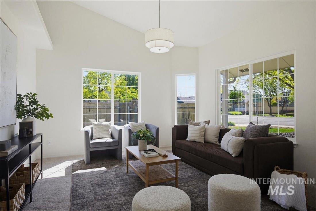 2060 E. Redwick Ct., Meridian, Idaho 83646, 4 Bedrooms, 3 Bathrooms, Residential For Sale, Price $500,000, 98984244
