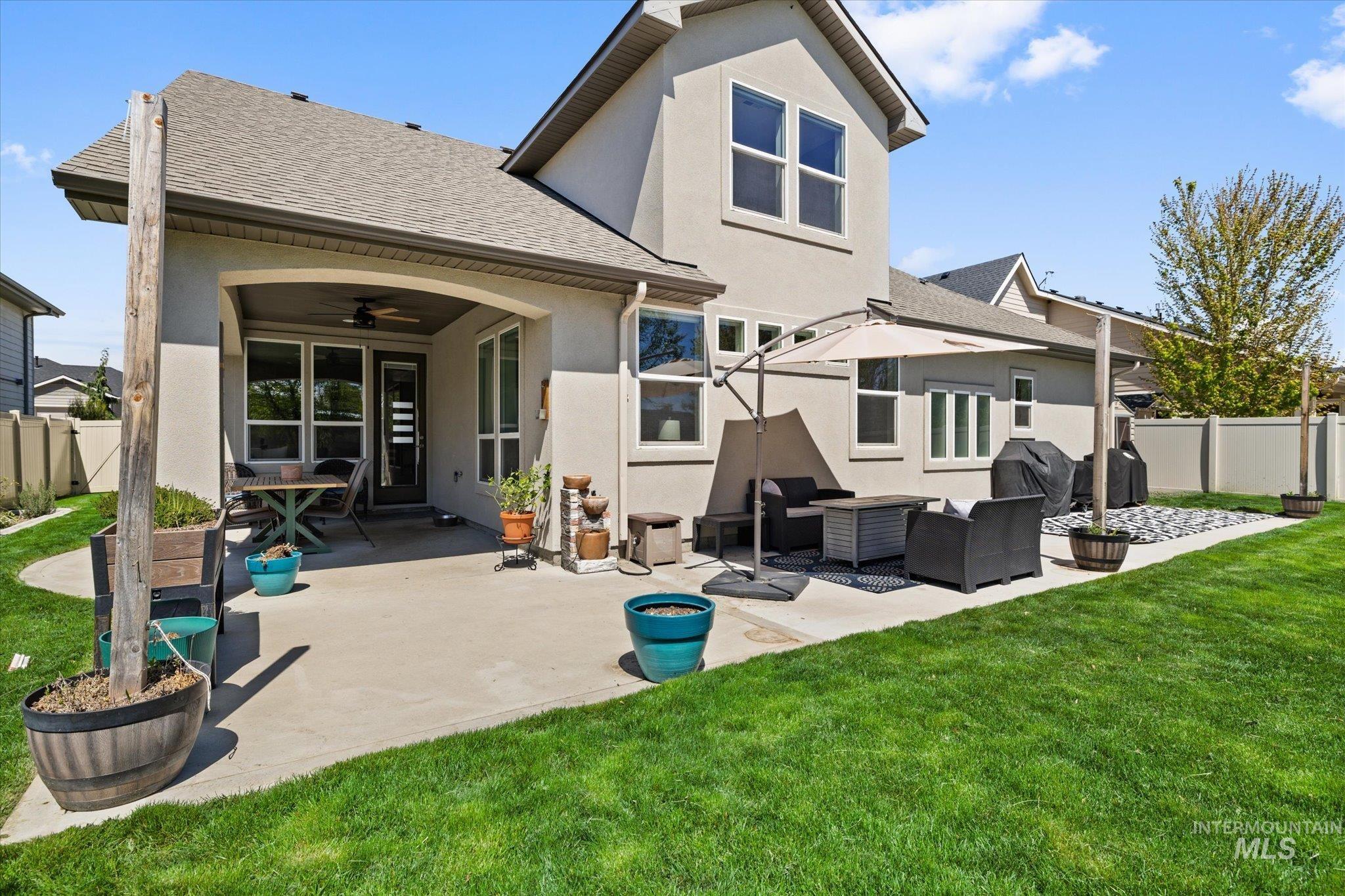 9555 W Ringle Creek Street, Star, Idaho 83669, 4 Bedrooms, 2.5 Bathrooms, Residential For Sale, Price $759,900, 98984246