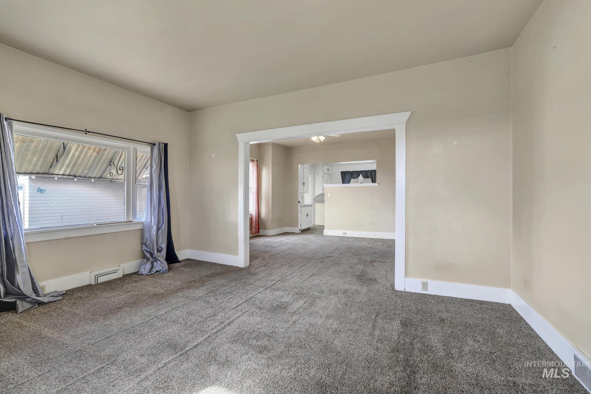 3567 N 3100 E, Twin Falls, Idaho 83301, 4 Bedrooms, 2 Bathrooms, Residential For Sale, Price $425,000, 98984247