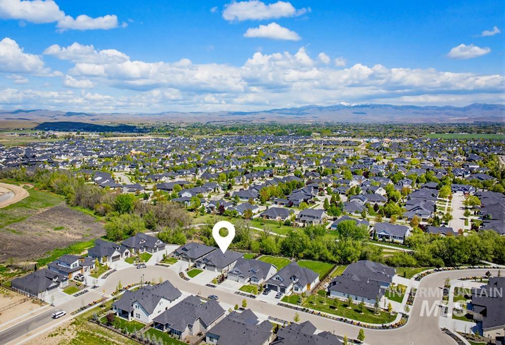 1950 N Willowick Ave, Eagle, Idaho 83616, 4 Bedrooms, 3 Bathrooms, Residential For Sale, Price $915,000, 98984249