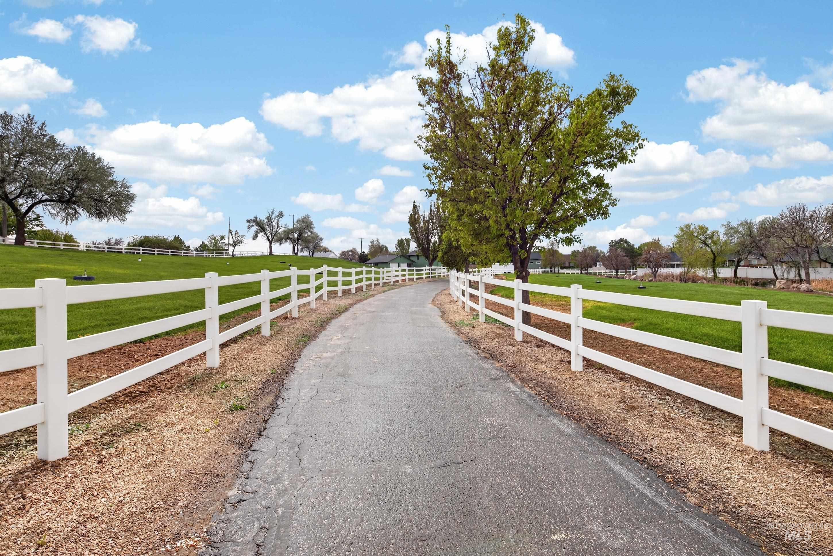 1850 Serengeti Rd, Nampa, Idaho 83686, 5 Bedrooms, 2.5 Bathrooms, Residential For Sale, Price $1,500,000, 98984250