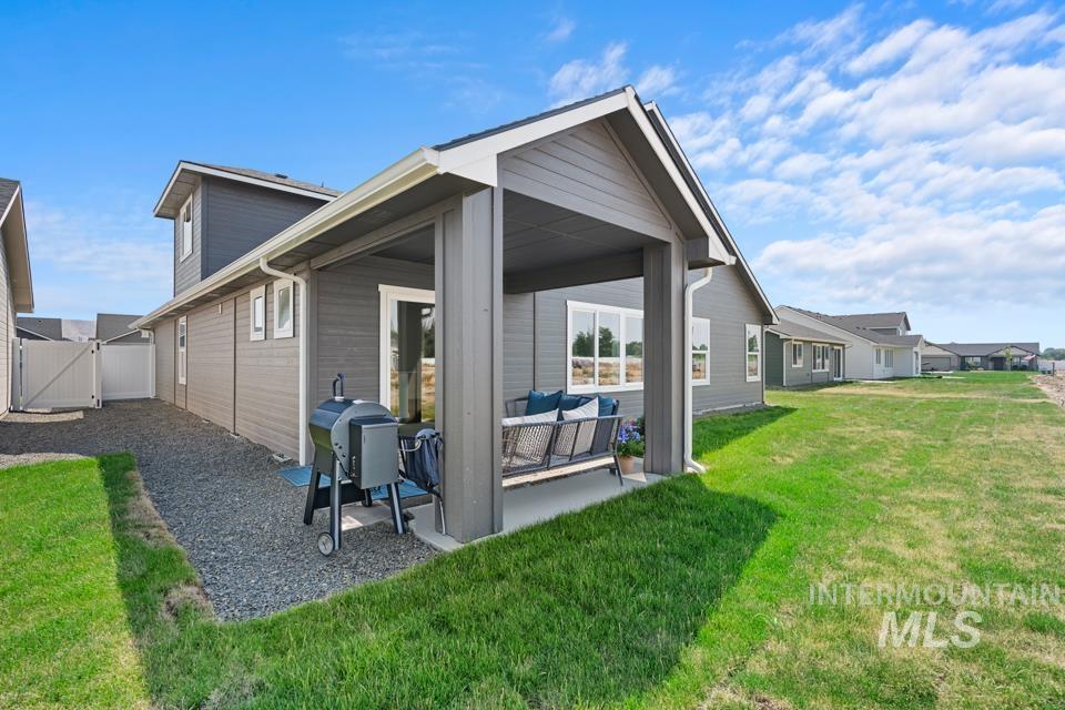 1668 Haystack Rd, Emmett, Idaho 83617, 4 Bedrooms, 3 Bathrooms, Residential For Sale, Price $512,599, 98984252