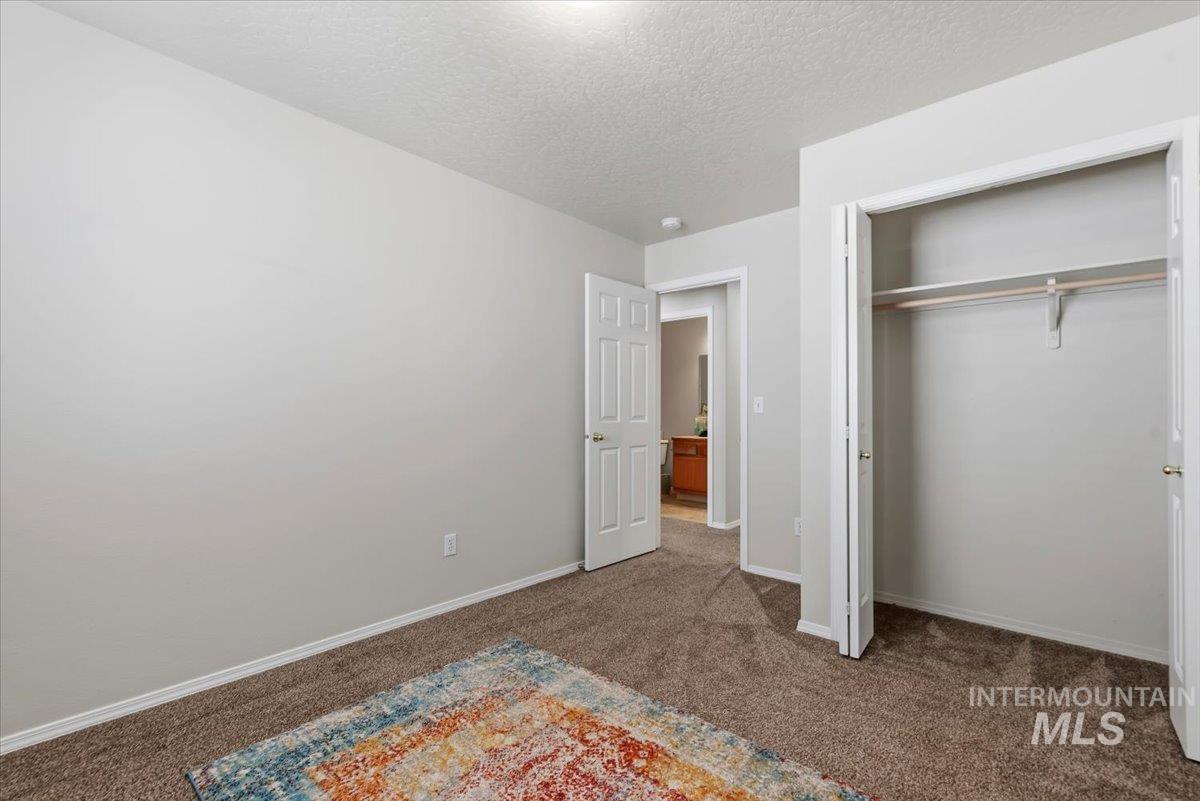 6471 W Kangaroo Ct, Boise, Idaho 83714, 3 Bedrooms, 2 Bathrooms, Residential For Sale, Price $459,900, 98984253