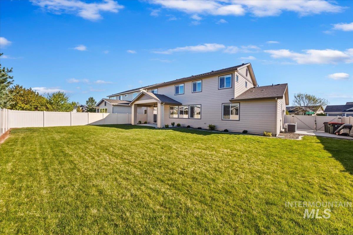1289 W Christopher Dr., Meridian, Idaho 83642, 6 Bedrooms, 4.5 Bathrooms, Residential For Sale, Price $795,000, 98984254