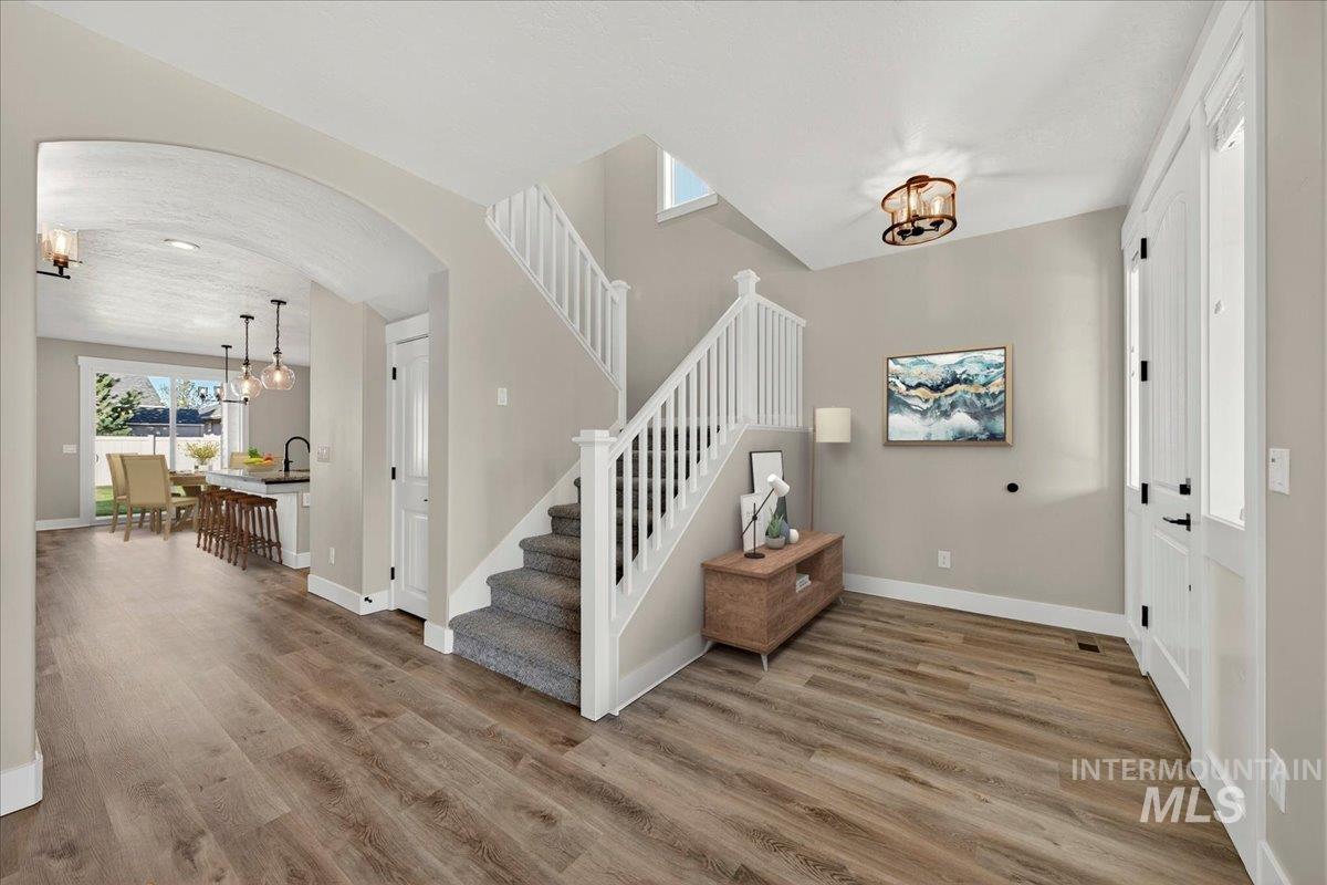 1289 W Christopher Dr., Meridian, Idaho 83642, 6 Bedrooms, 4.5 Bathrooms, Residential For Sale, Price $795,000, 98984254