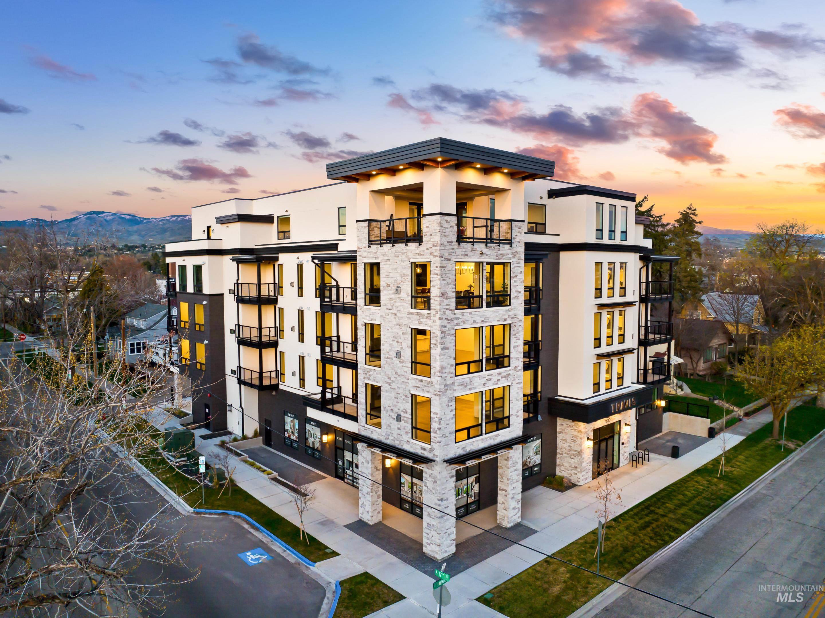 1620 W Bannock, Boise, Idaho 83702, 3 Bedrooms, 2.5 Bathrooms, Residential For Sale, Price $1,385,000, 98984257