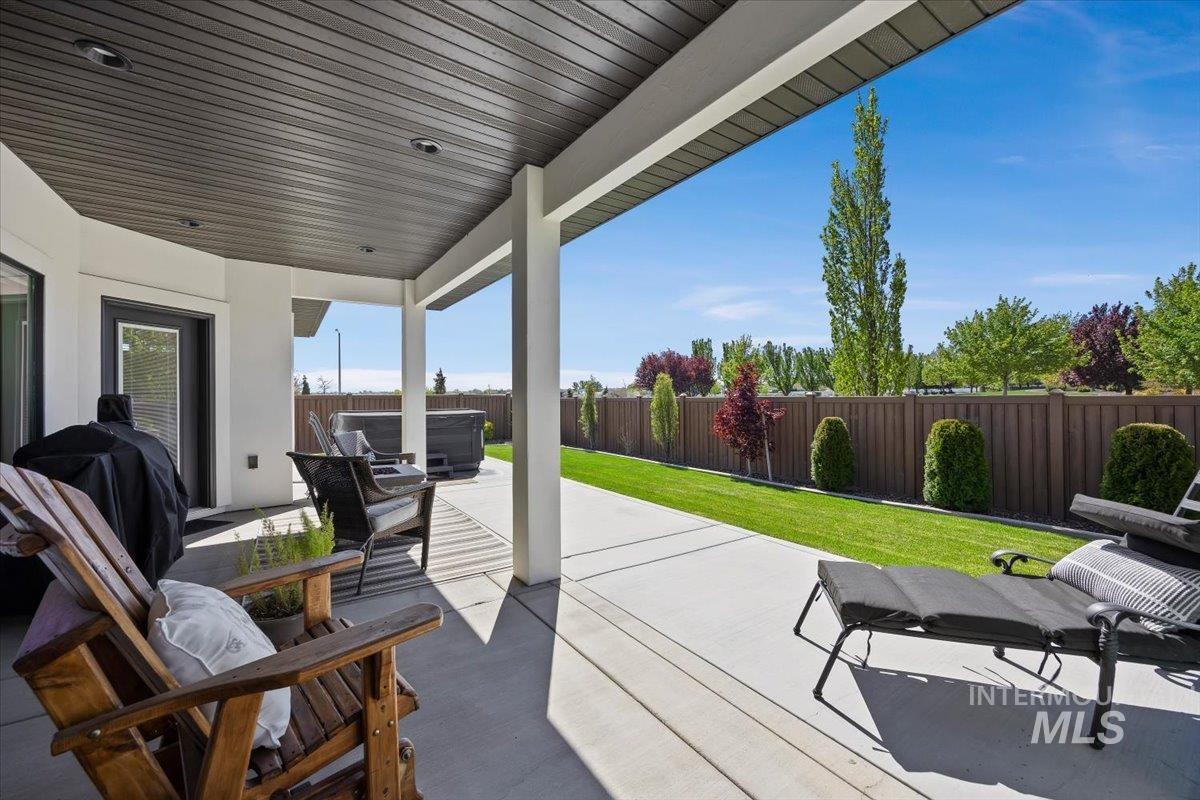 2190 Canyon Village Circle, Twin Falls, Idaho 83301, 4 Bedrooms, 2.5 Bathrooms, Residential For Sale, Price $779,900,MLS 98984258