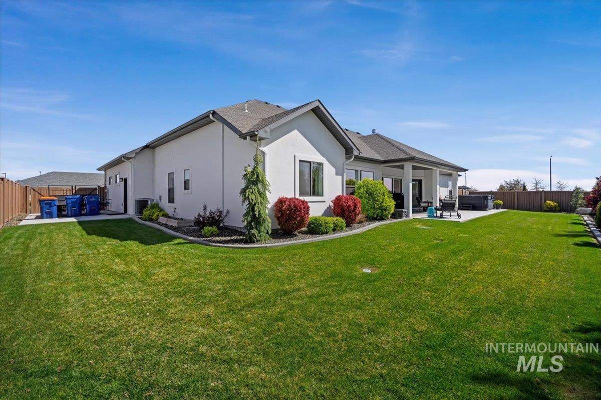 2190 Canyon Village Circle, Twin Falls, Idaho 83301, 4 Bedrooms, 2.5 Bathrooms, Residential For Sale, Price $779,900,MLS 98984258