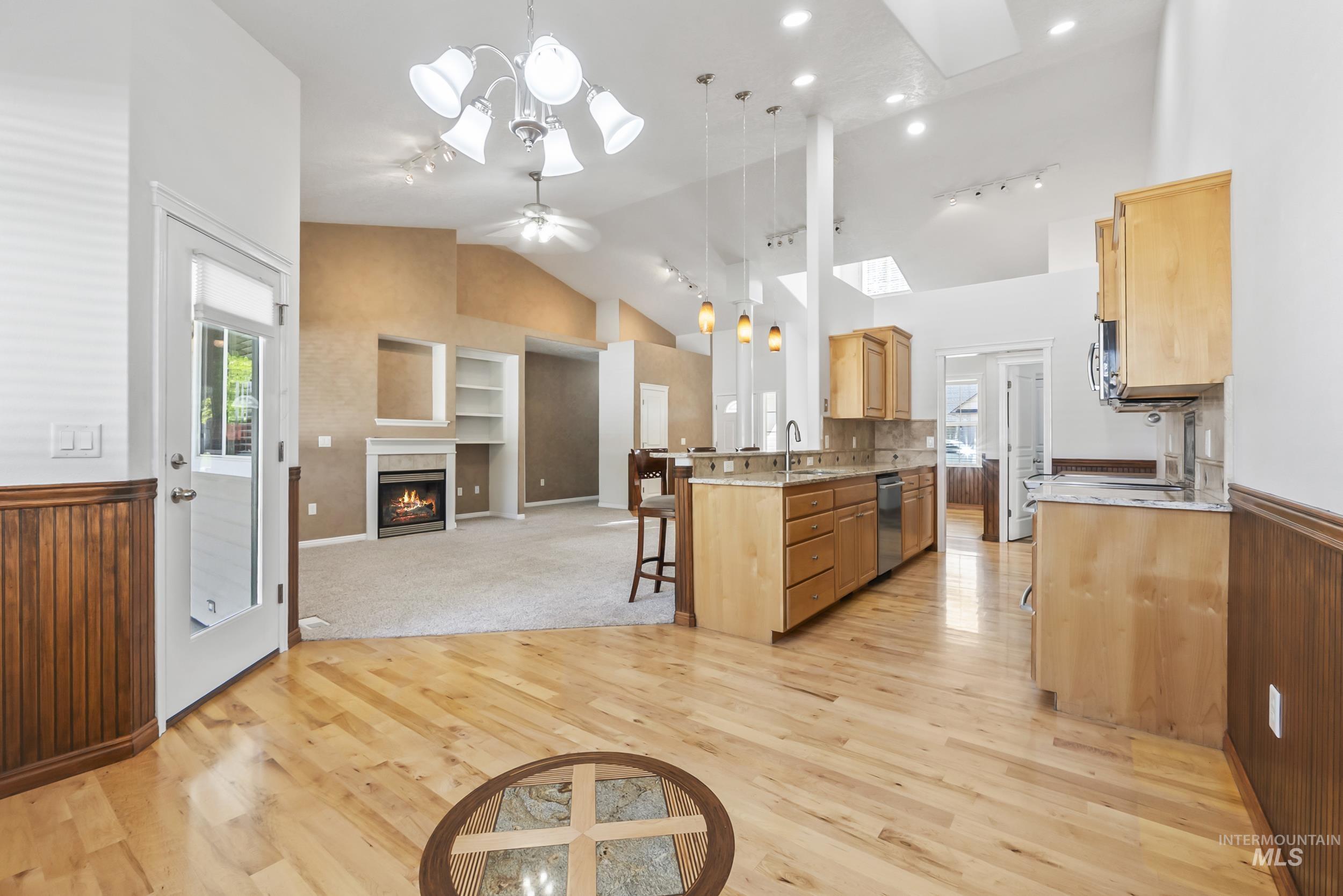 3221 N Lilyturf, Meridian, Idaho 83646, 4 Bedrooms, 2 Bathrooms, Residential For Sale, Price $565,000,MLS 98984262