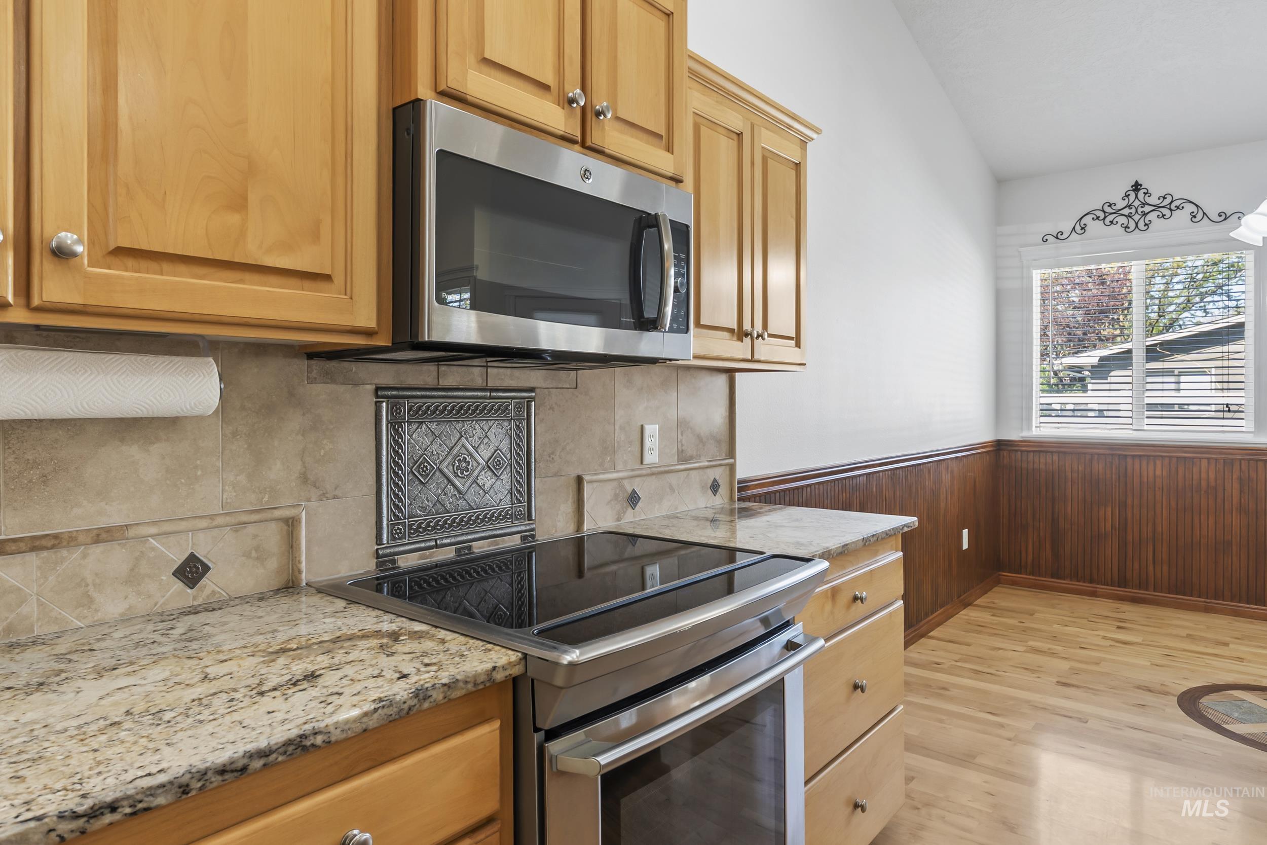 3221 N Lilyturf, Meridian, Idaho 83646, 4 Bedrooms, 2 Bathrooms, Residential For Sale, Price $565,000,MLS 98984262