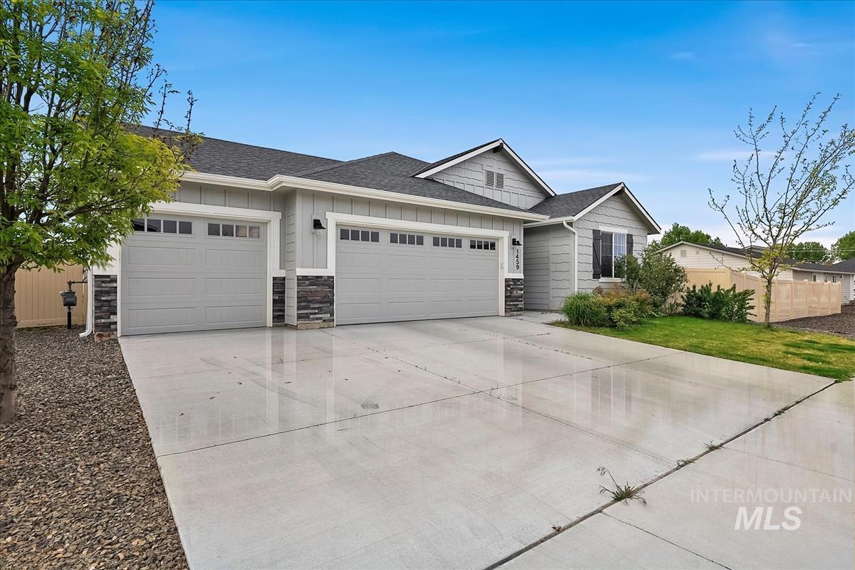 1459 W Julep St, Meridian, Idaho 83642, 4 Bedrooms, 2 Bathrooms, Residential For Sale, Price $549,990,MLS 98984265