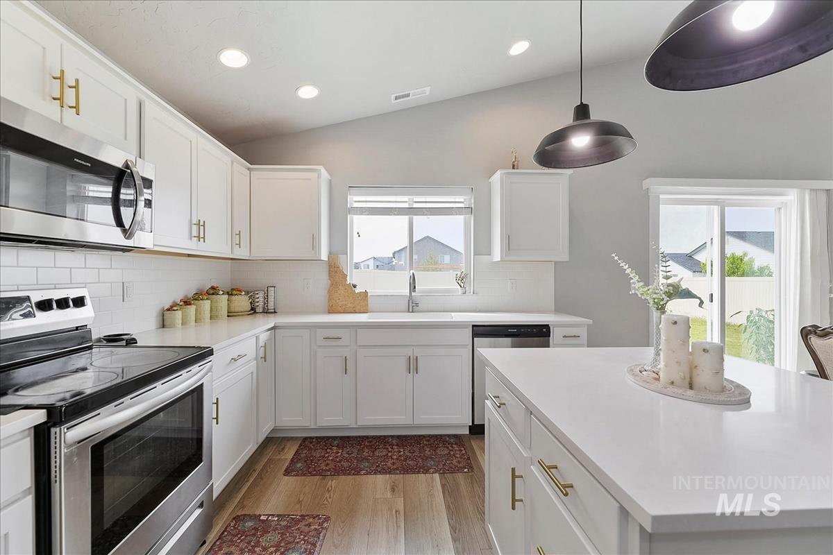 1459 W Julep St, Meridian, Idaho 83642, 4 Bedrooms, 2 Bathrooms, Residential For Sale, Price $549,990,MLS 98984265