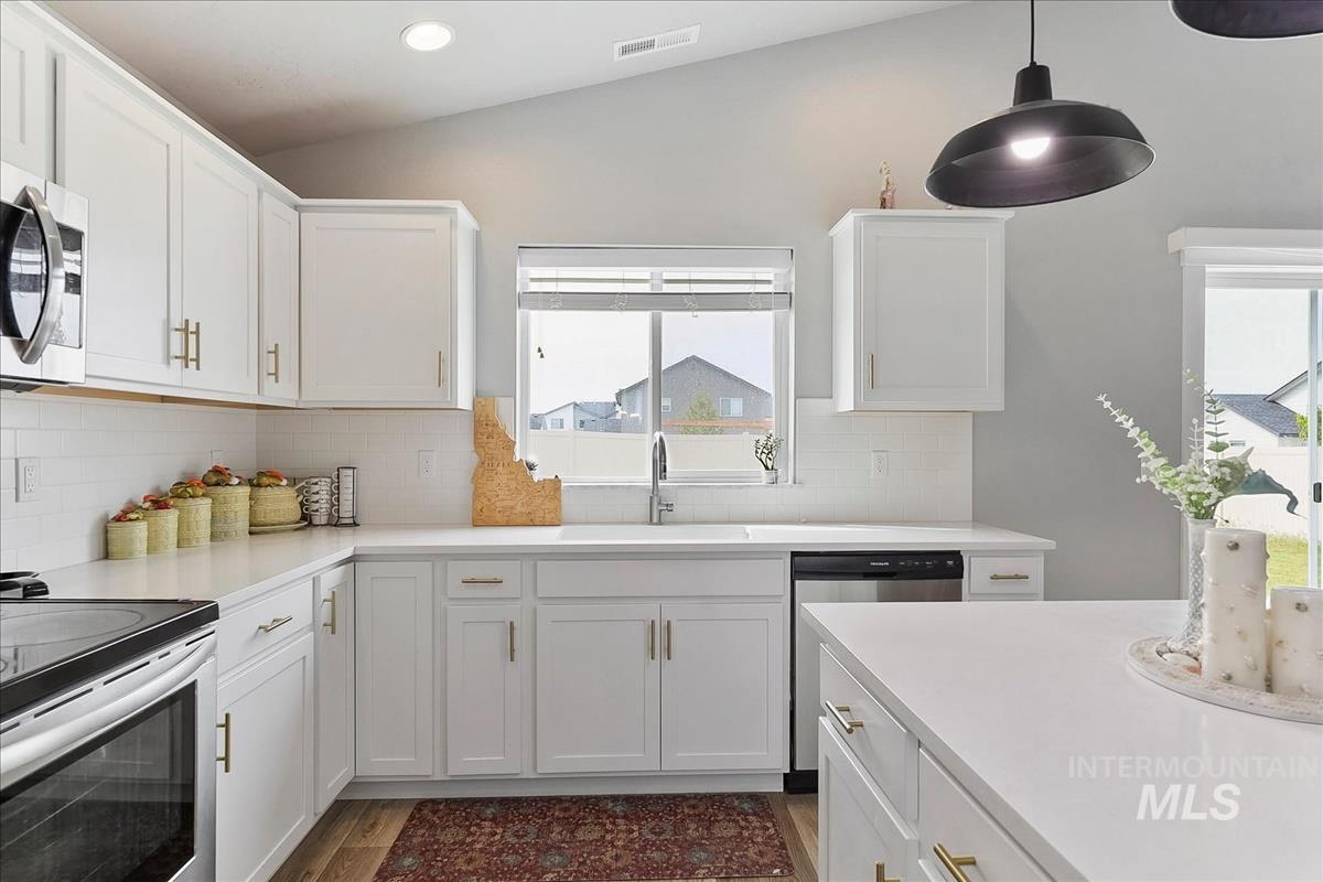 1459 W Julep St, Meridian, Idaho 83642, 4 Bedrooms, 2 Bathrooms, Residential For Sale, Price $549,990,MLS 98984265