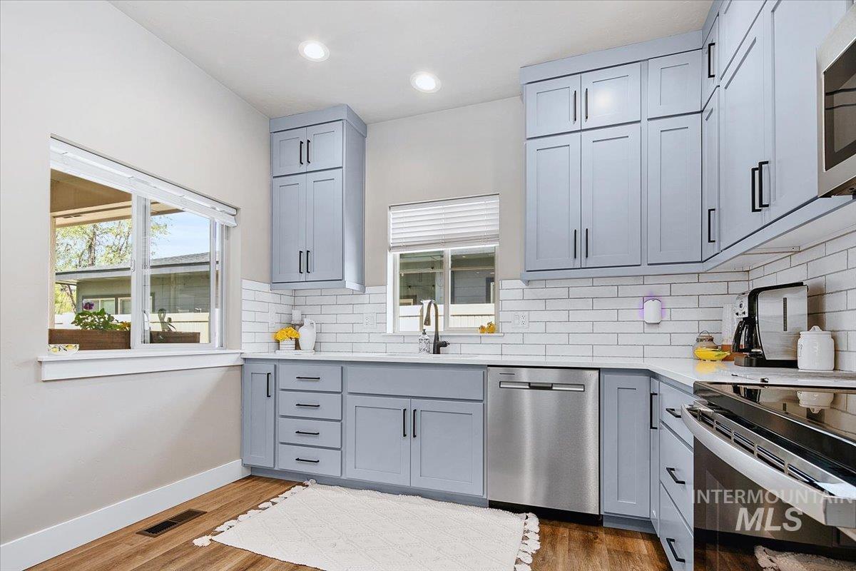 122 Saddlenotch Drive, Horseshoe Bend, Idaho 83629, 3 Bedrooms, 2 Bathrooms, Residential For Sale, Price $387,000, 98984267