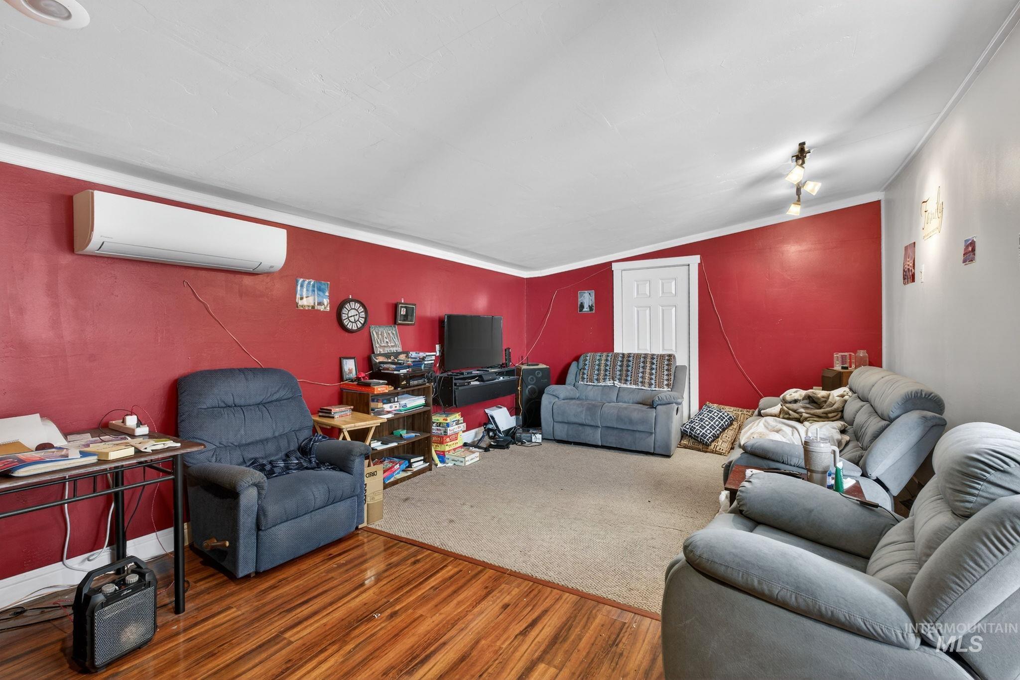 208 S 4th W St., Preston, Idaho 83263, 3 Bedrooms, 1 Bathroom, Residential For Sale, Price $279,900,MLS 98984273