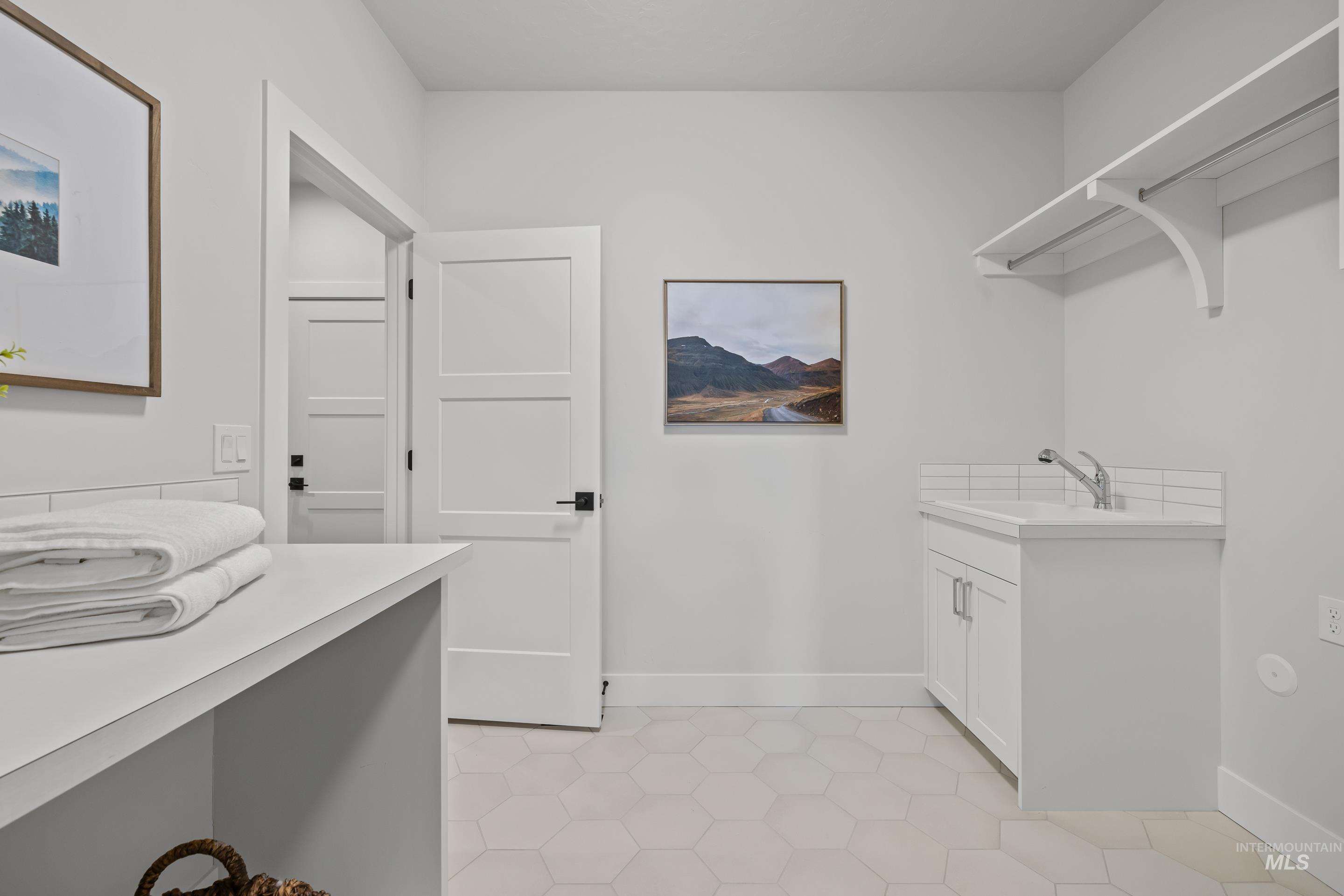 Lot 3 Blk 8 E Dart Drive, Boise, Idaho 83716, 3 Bedrooms, 3.5 Bathrooms, Residential For Sale, Price $799,900, 98984274