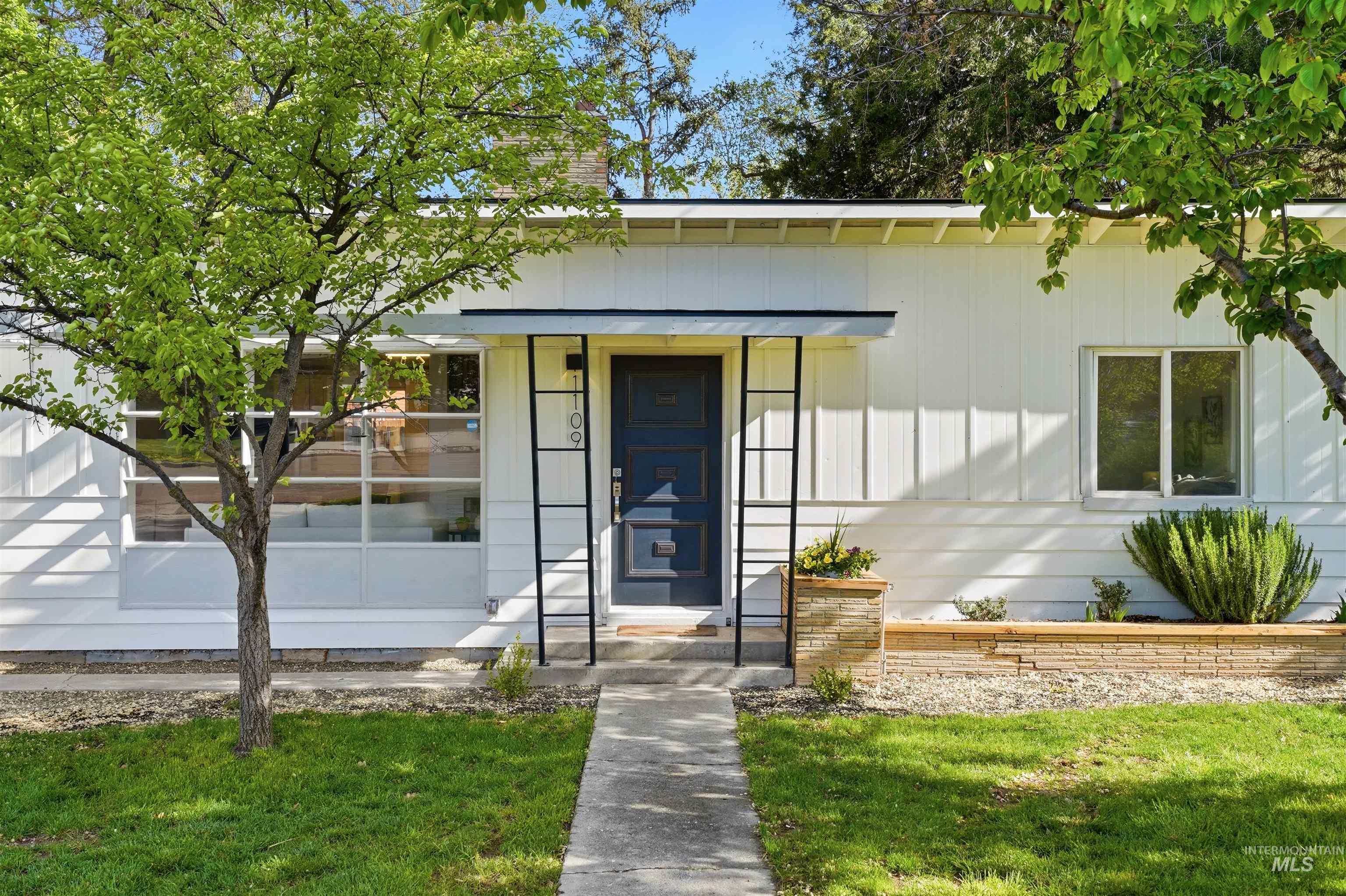 1109 E Ash Street, Caldwell, Idaho 83641, 3 Bedrooms, 1 Bathroom, Residential For Sale, Price $339,000, 98984276