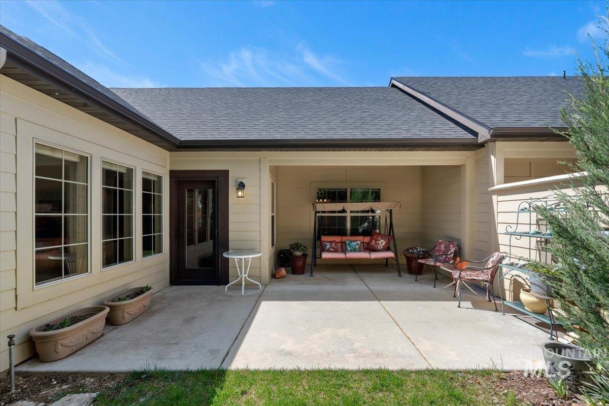 2970 N Cloverdale Rd, Boise, Idaho 83713-4914, 3 Bedrooms, 2 Bathrooms, Residential For Sale, Price $450,000, 98984277