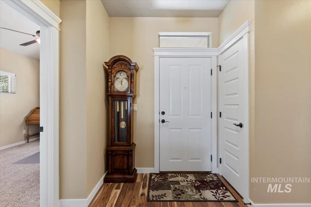 2970 N Cloverdale Rd, Boise, Idaho 83713-4914, 3 Bedrooms, 2 Bathrooms, Residential For Sale, Price $450,000, 98984277