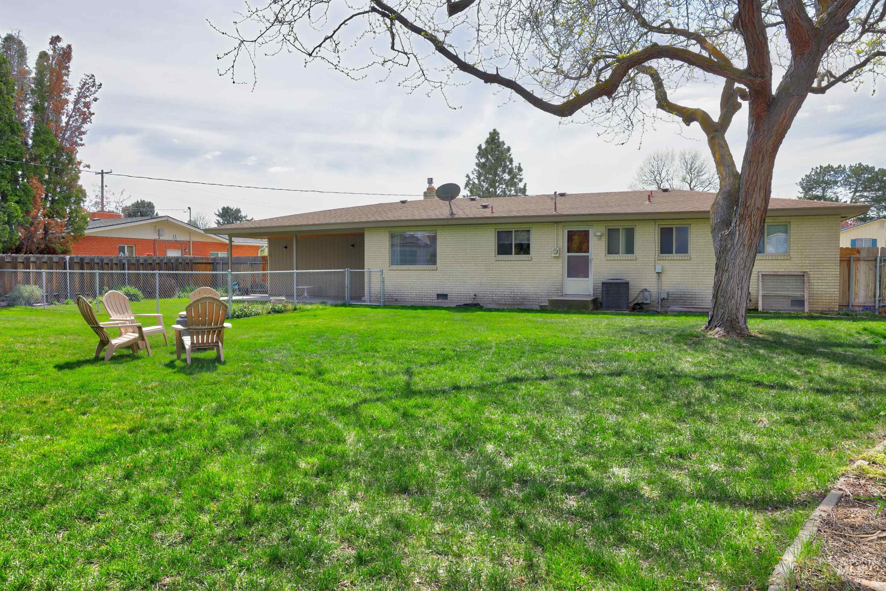 512 W Colorado, Nampa, Idaho 83686, 3 Bedrooms, 1.5 Bathrooms, Residential For Sale, Price $459,900,MLS 98984280