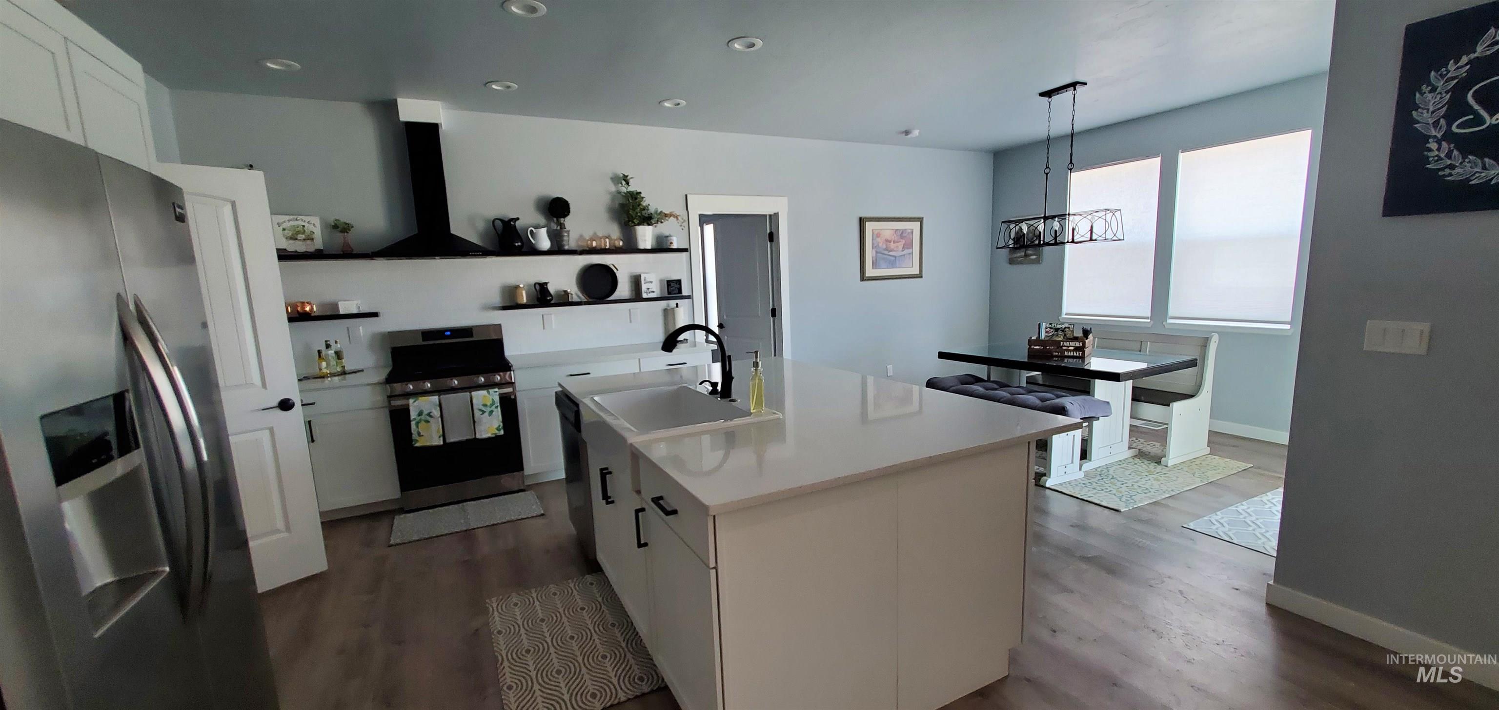 9279 Rolling Hills Ct, Nampa, Idaho 83686-9508, 3 Bedrooms, 2.5 Bathrooms, Residential For Sale, Price $649,900, 98984282