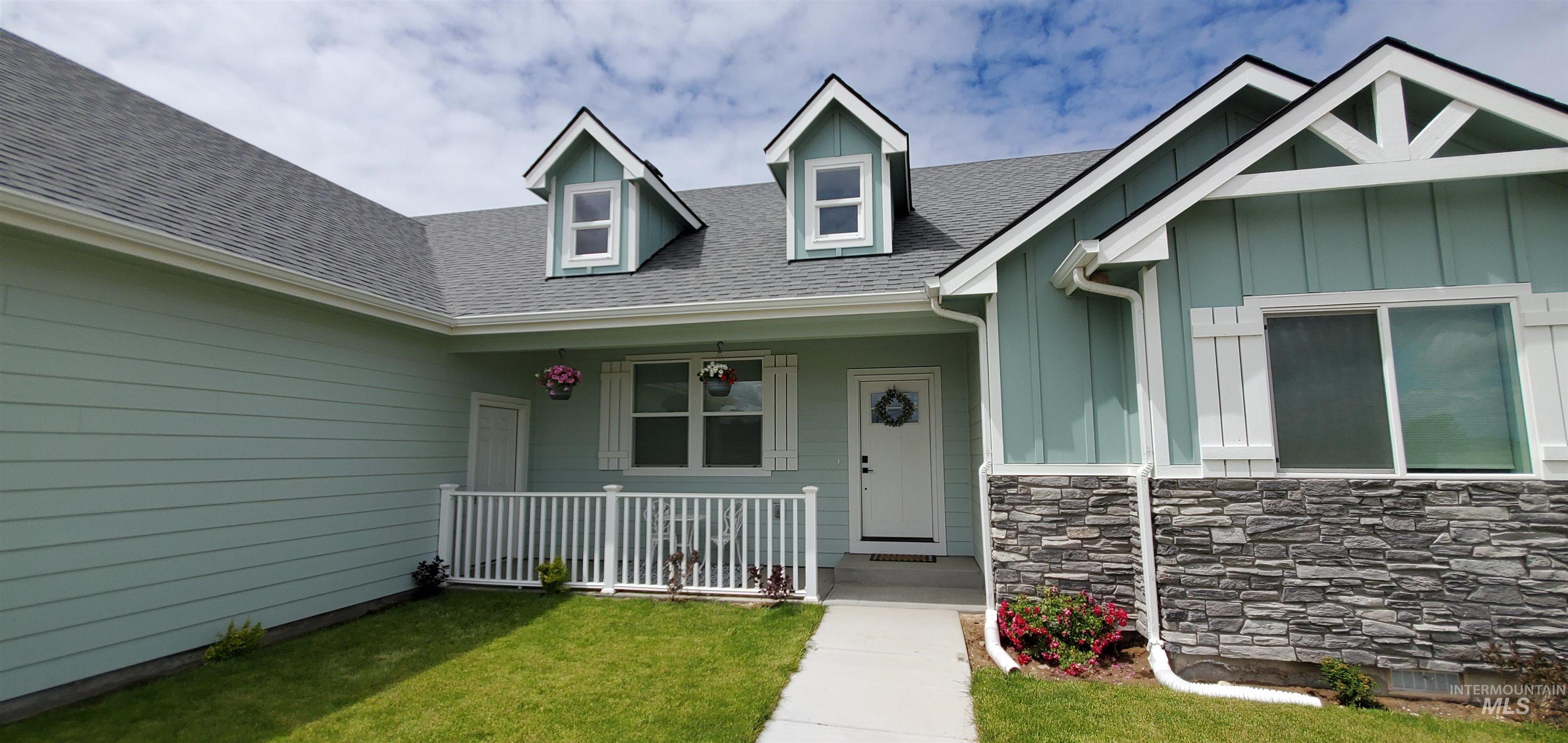 9279 Rolling Hills Ct, Nampa, Idaho 83686, 3 Bedrooms, 2.5 Bathrooms, Residential For Sale, Price $629,900, 98984282